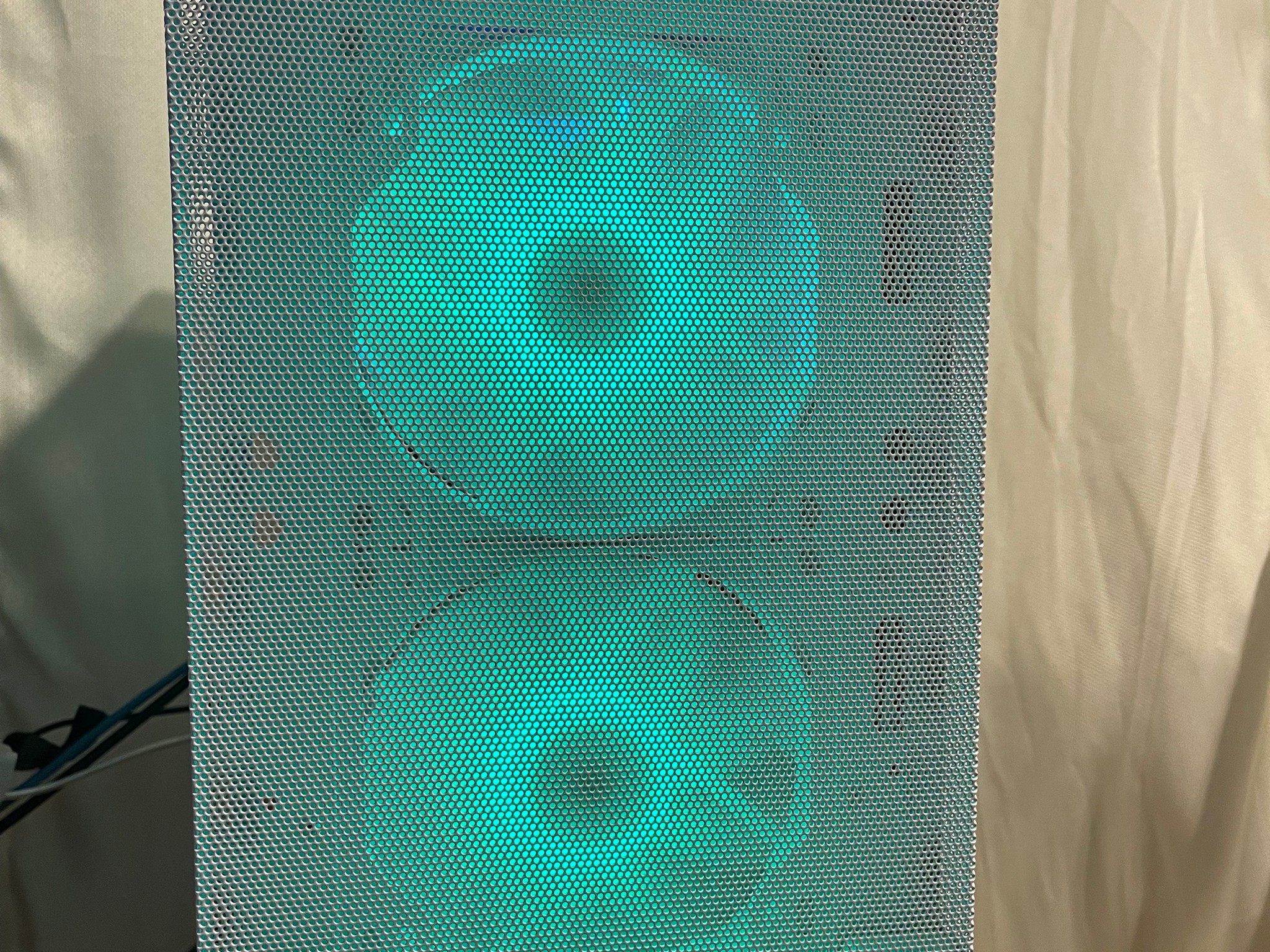 | Ice Saber | RTX 3060ti / i3 12100f | New Build |