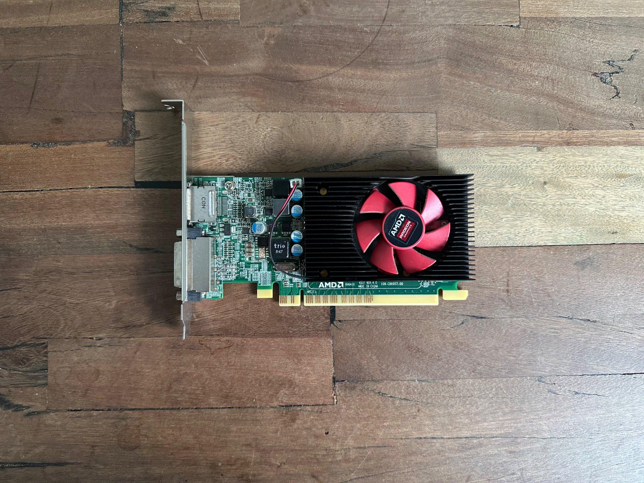Dell AMD Radeon R5 430