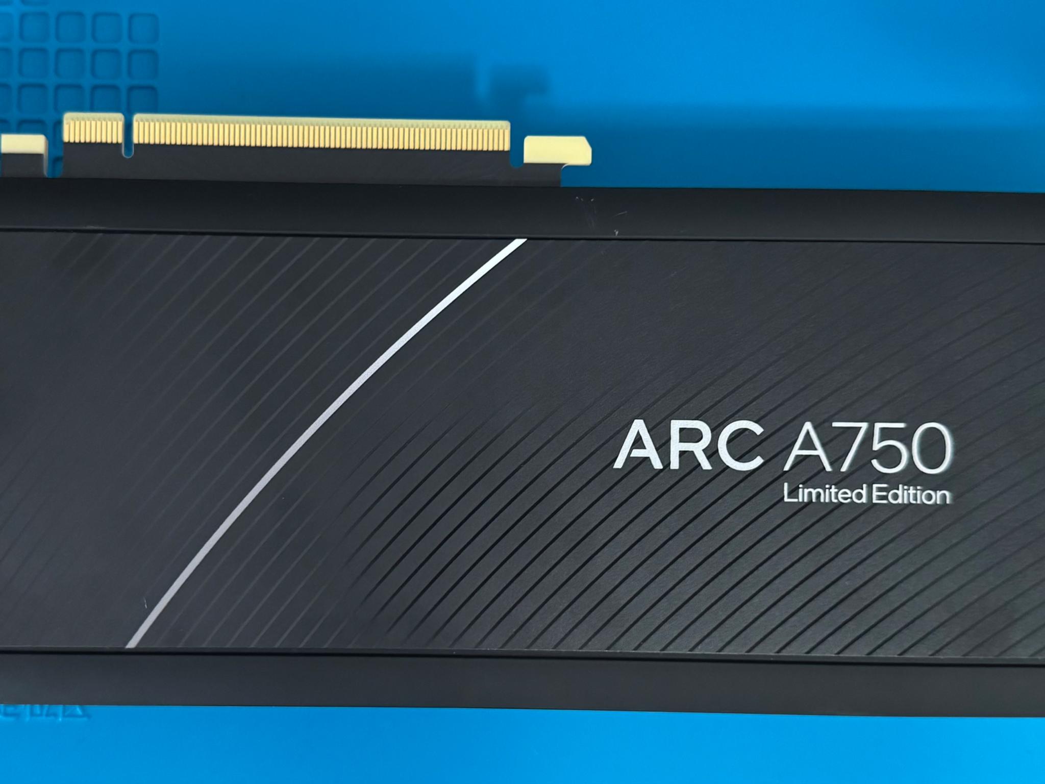 Intel Arc A750 LE