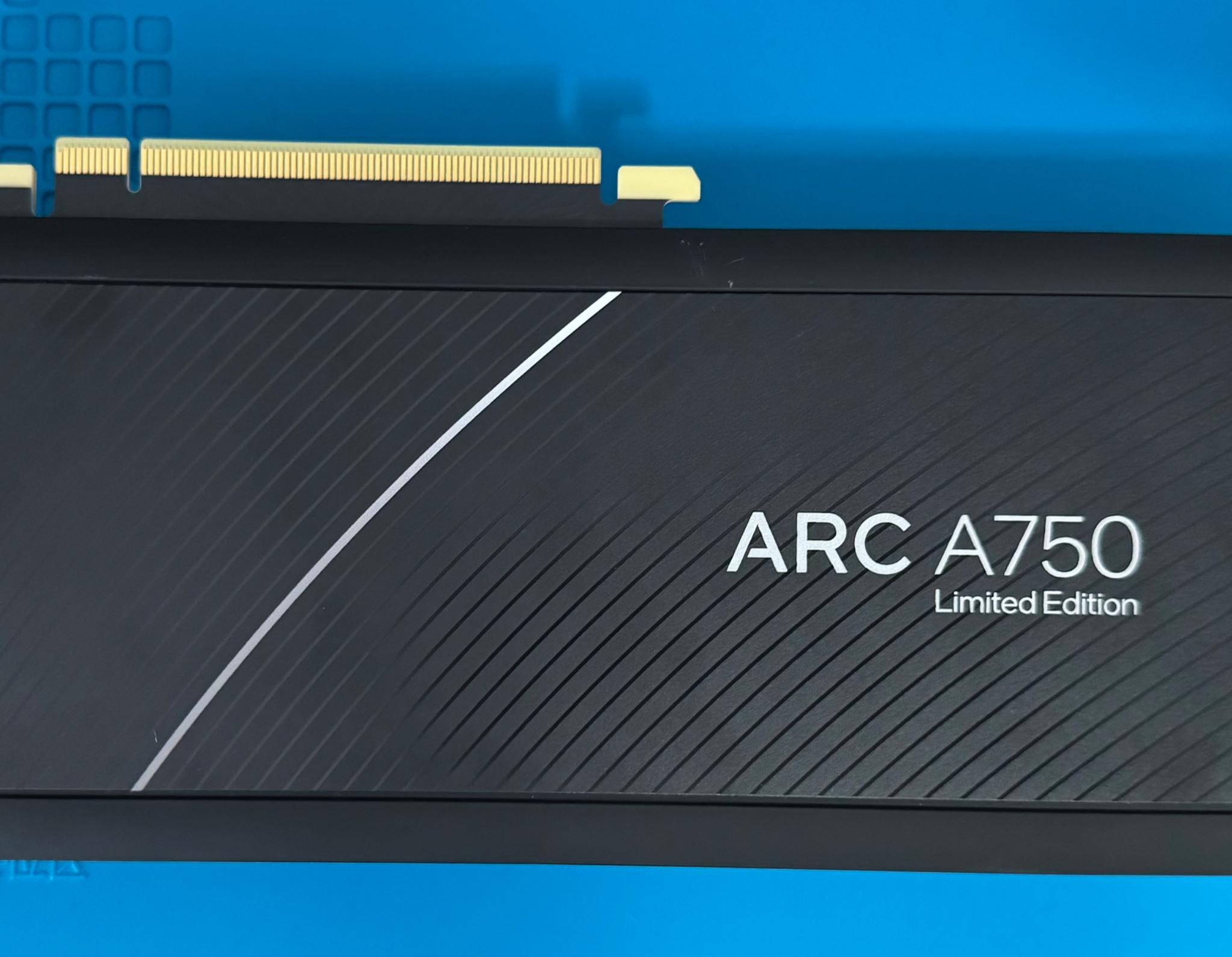 Intel Arc A750 LE