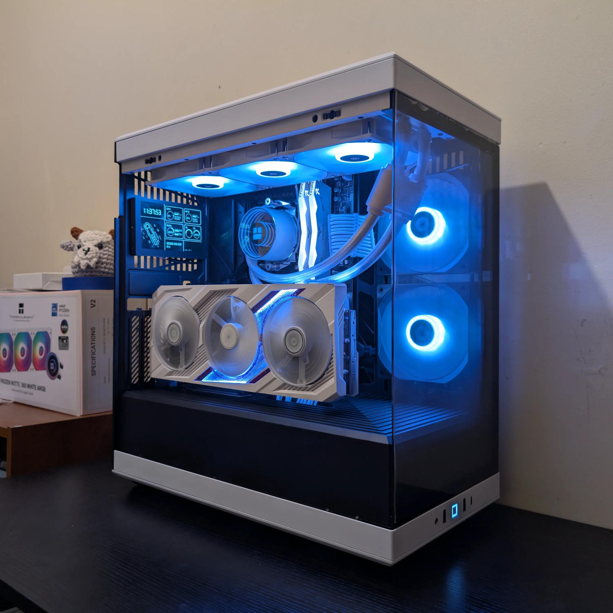 🔥🐼 1440p/4K Gaming Beast | RX 7900XT | Ryzen 9 7900X | 2TB SSD | 32GB RAM | WiFi 6 & Bluetooth 🐼🔥