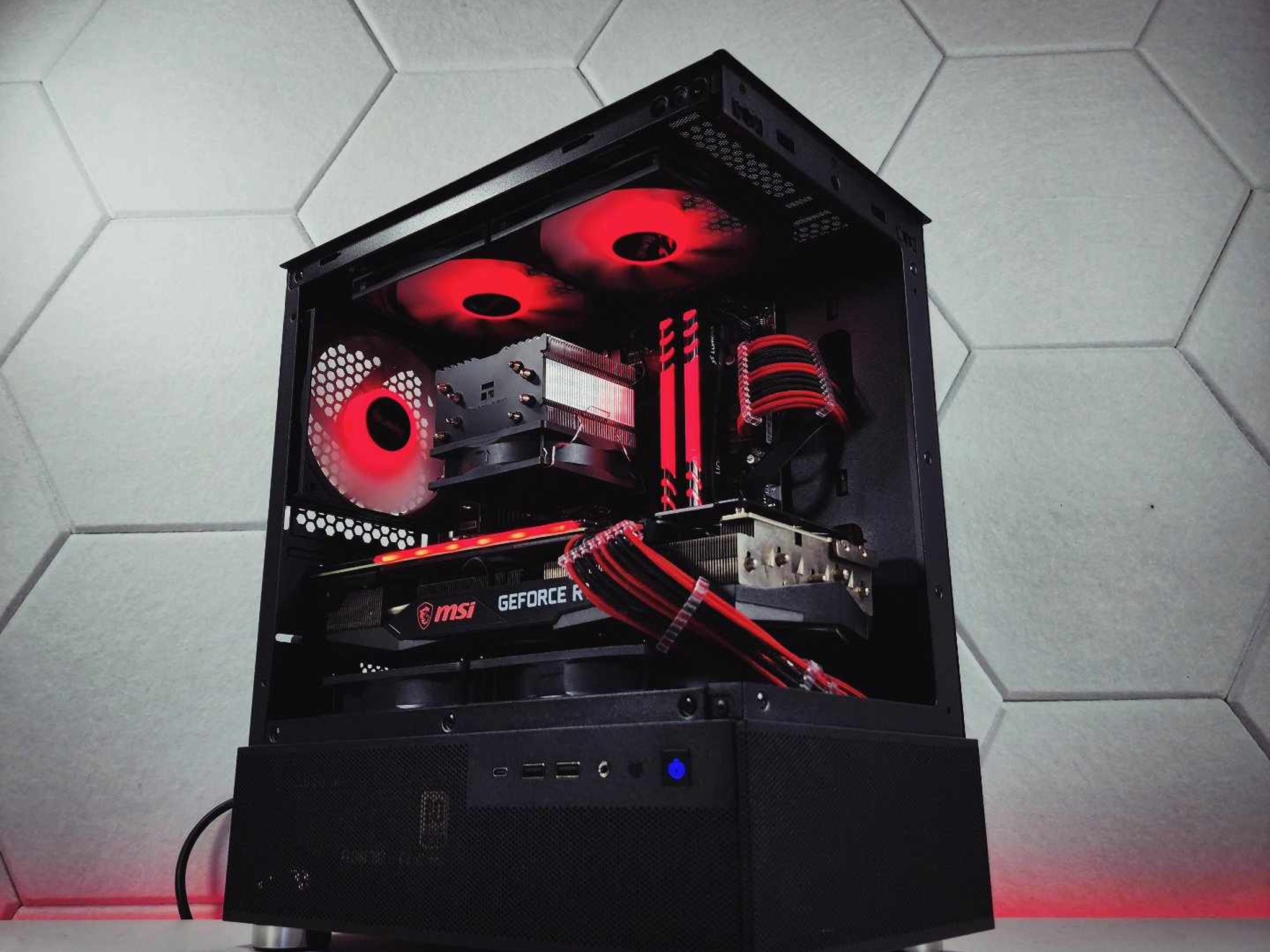 ❤️RTX 3070 || Ryzen 5 5600GT || 1TB M.2 NVMe SSD || 16GB 3200MHz || 1080p/1440p Gaming Computer