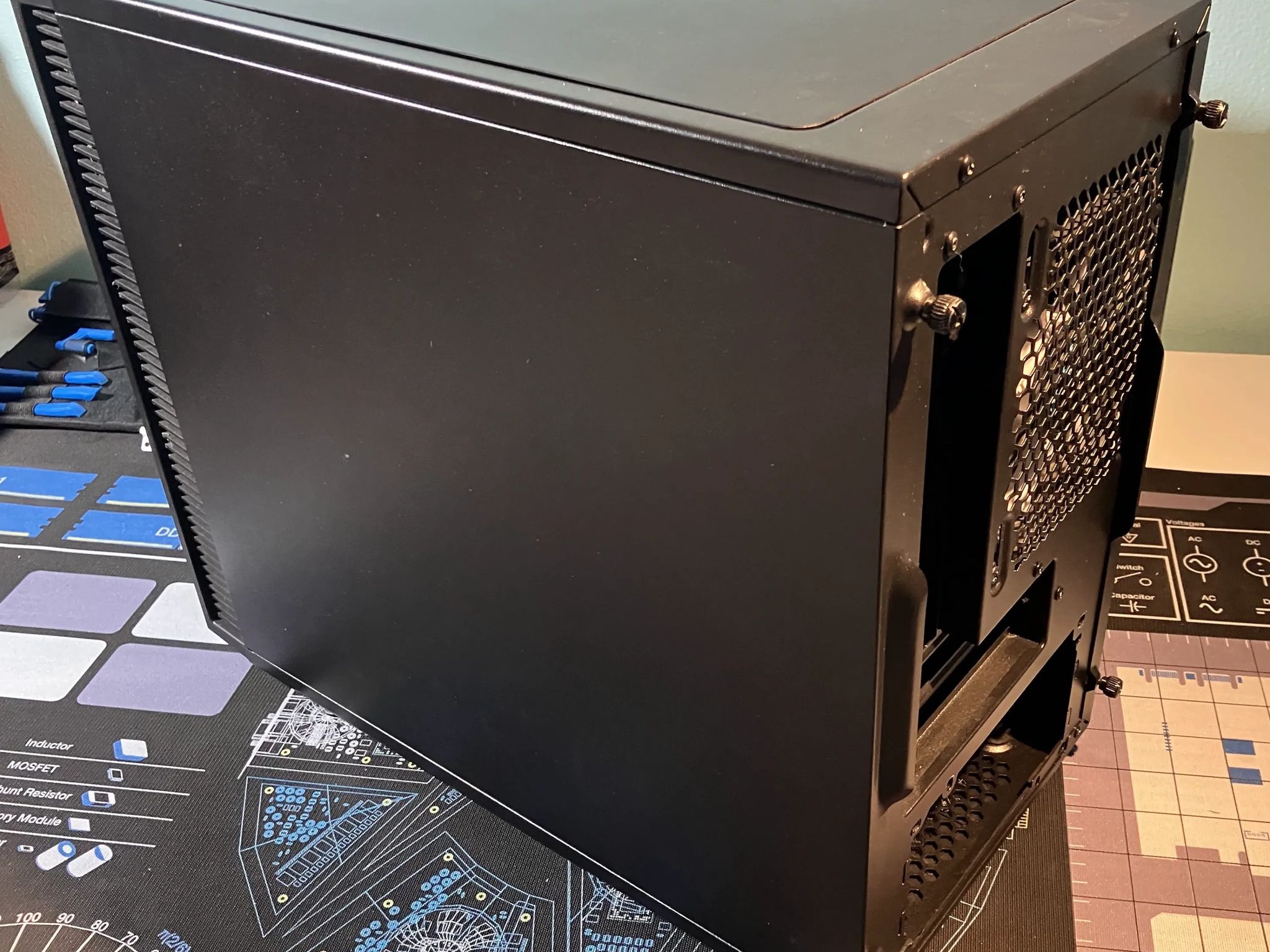 Fractal Design Define Nano S - mITX Tower
