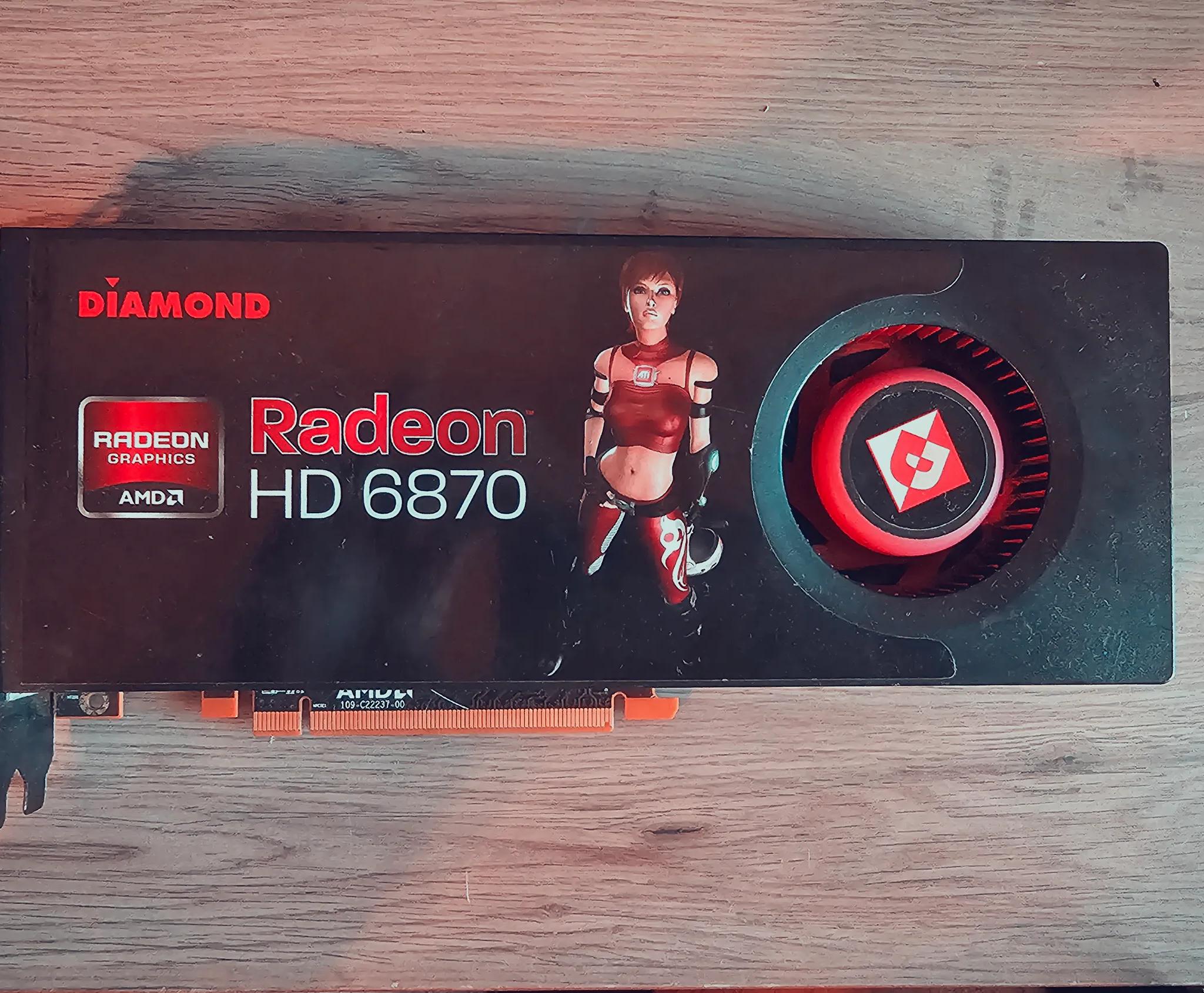 HD 6870 Radeon