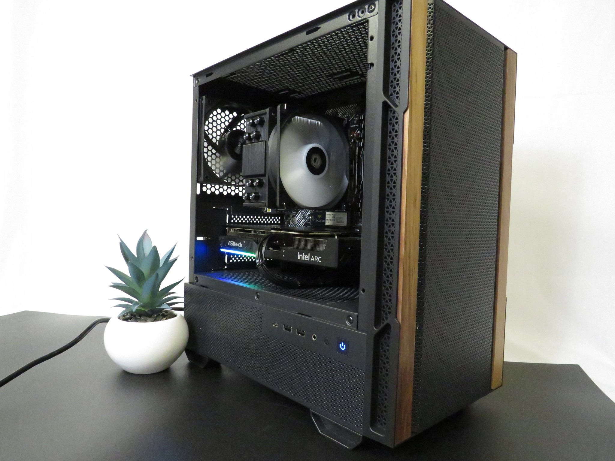 Budget Battlemage! All new parts: Ryzen 5 5600X + Intel ARC B570 + 16 GB DDR4 + 1 TB NVME