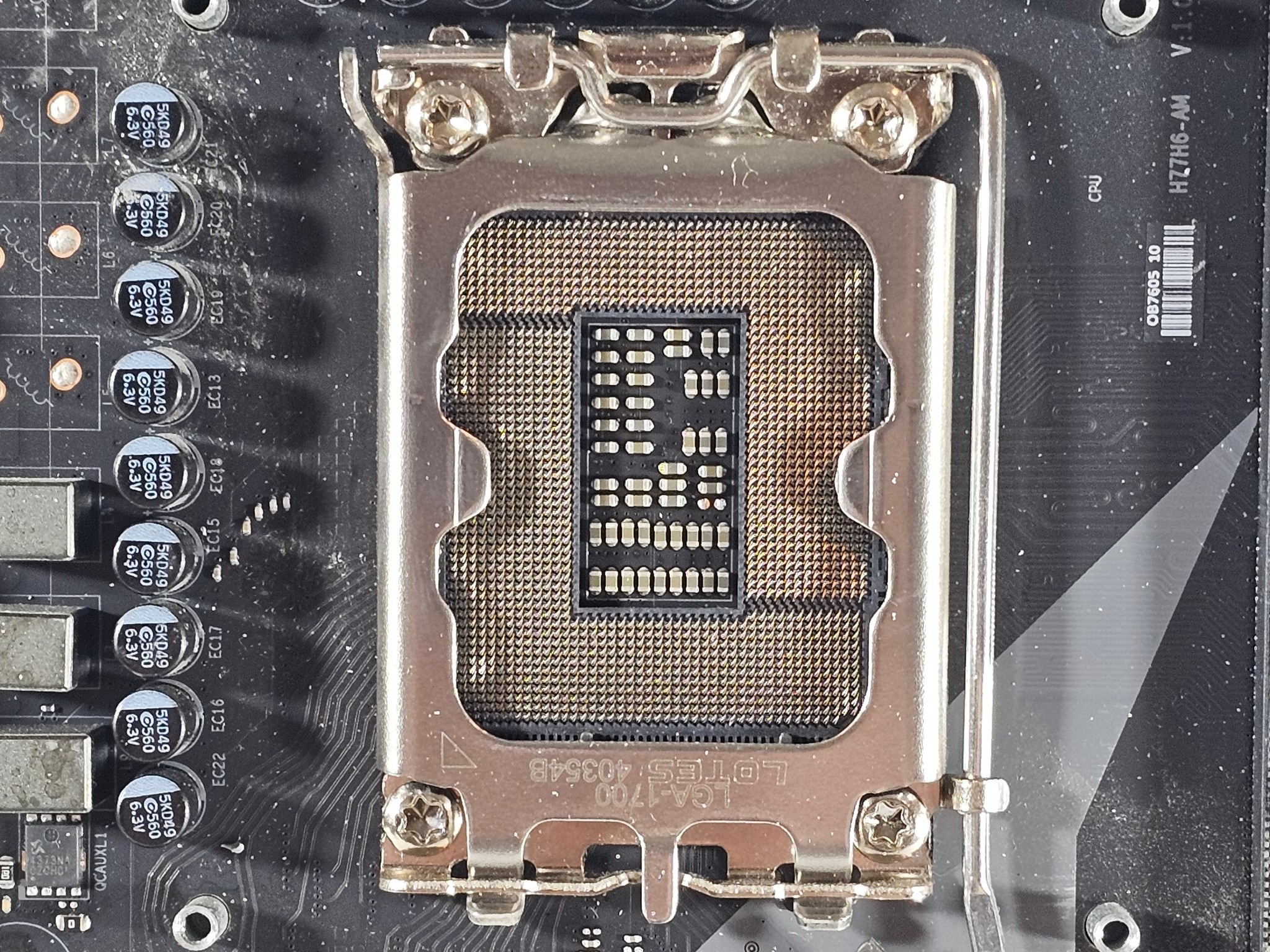 Acer Predator IH67M-WH V1.0 LGA1700 DDR5 mATX Motherboard w/ WiFi & I/O Shield