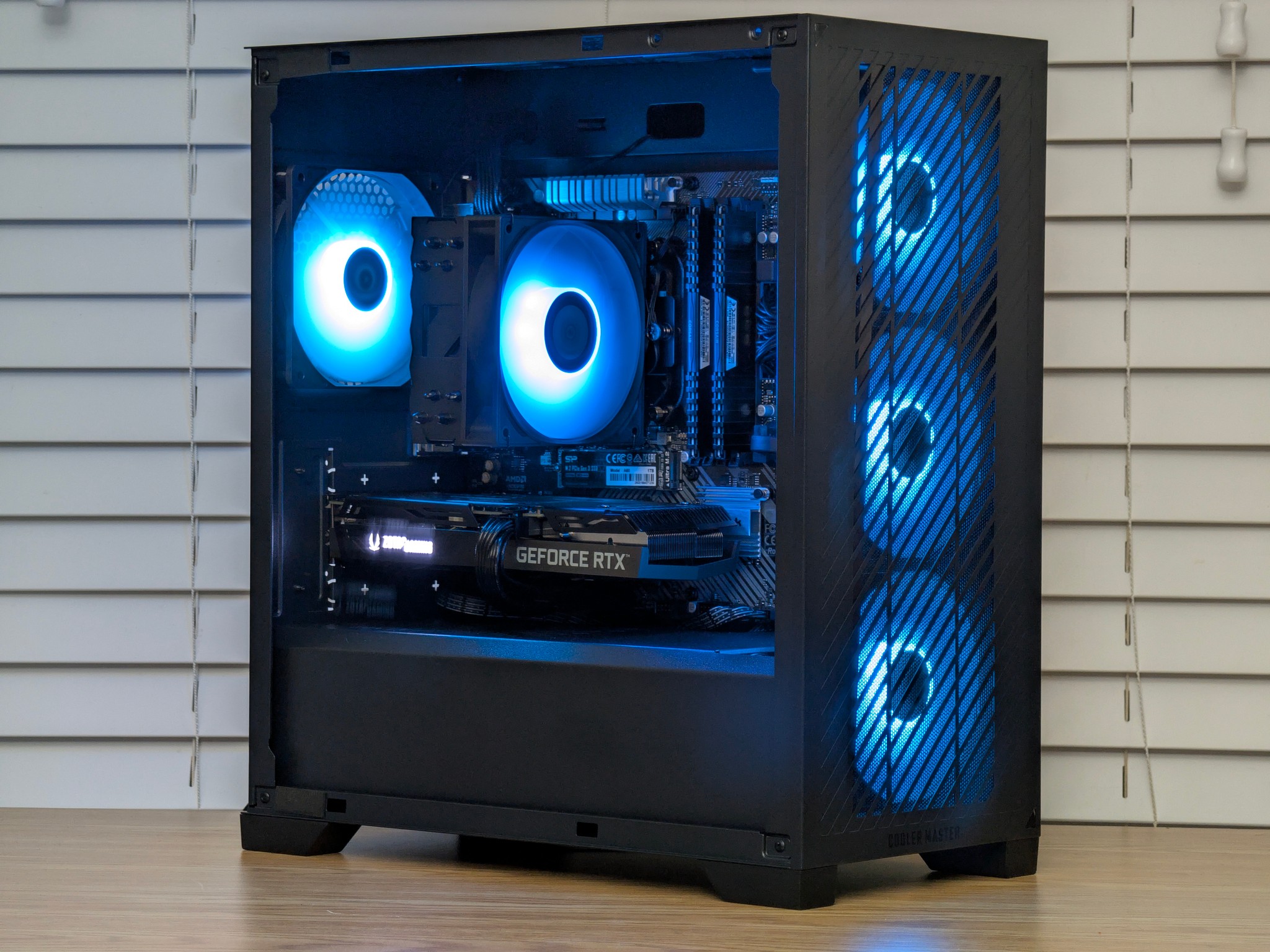 🖤💙Ryzen 5 5600 | RTX 3060 TI | 32GB DDR4 | 1TB SSD | Gaming PC💙🖤