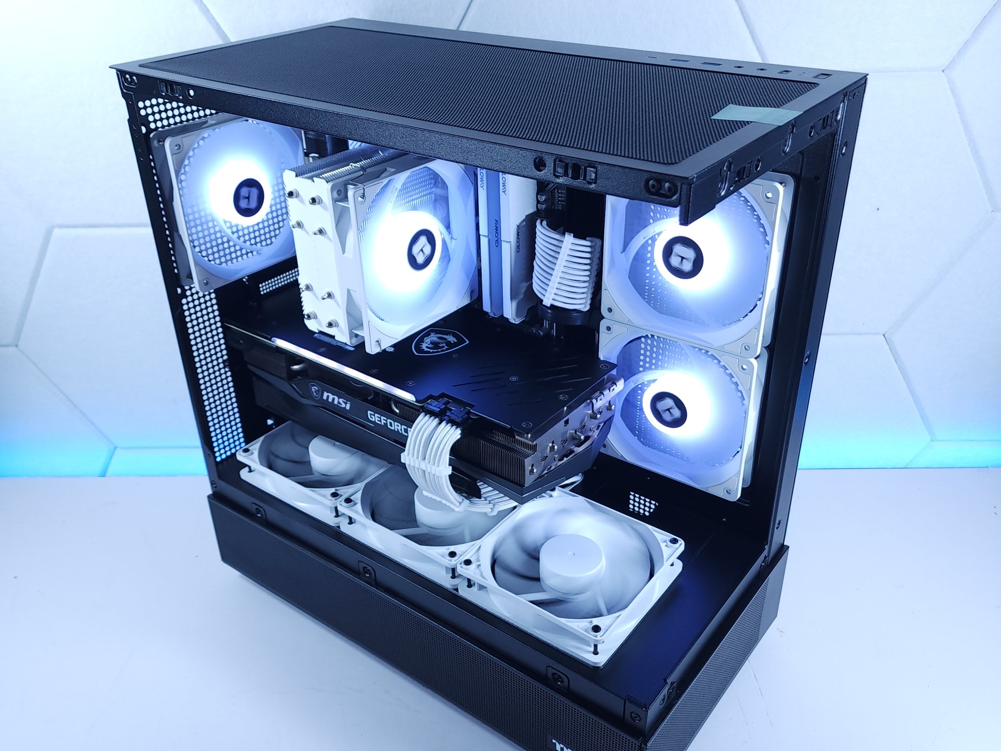 🤍RTX 3070 || Ryzen 5 5600GT || 1.5TB SSD* || 32GB 3200MHz || 1080p/1440p Gaming Computer