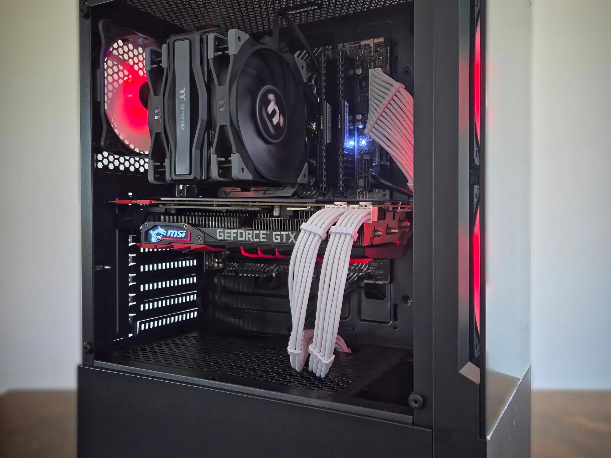 Starter PC! Intel i3 10100f - MSI 1080 Ti