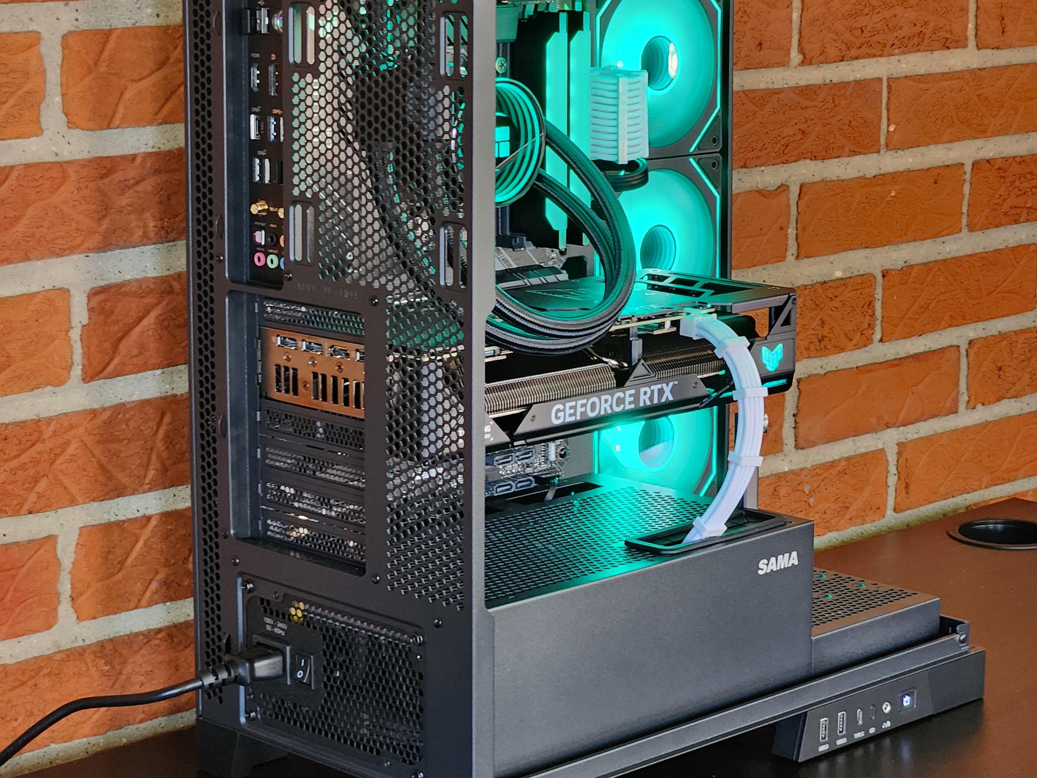 RTX 4070 // RYZEN 7 // 360MM AIO // 16GB RAM // 1TB SSD