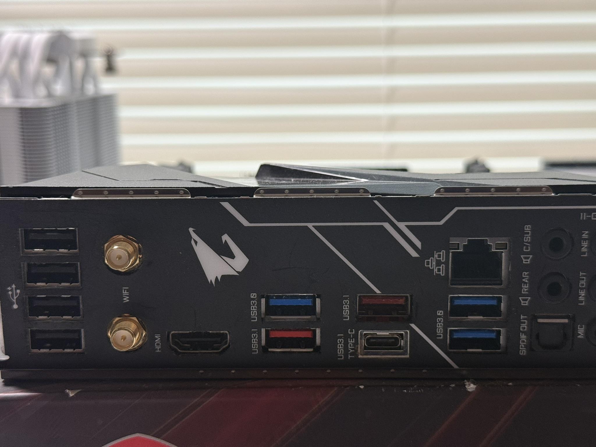 Gigabyte Z390 Aorus Pro WiFi w/i5 9600K