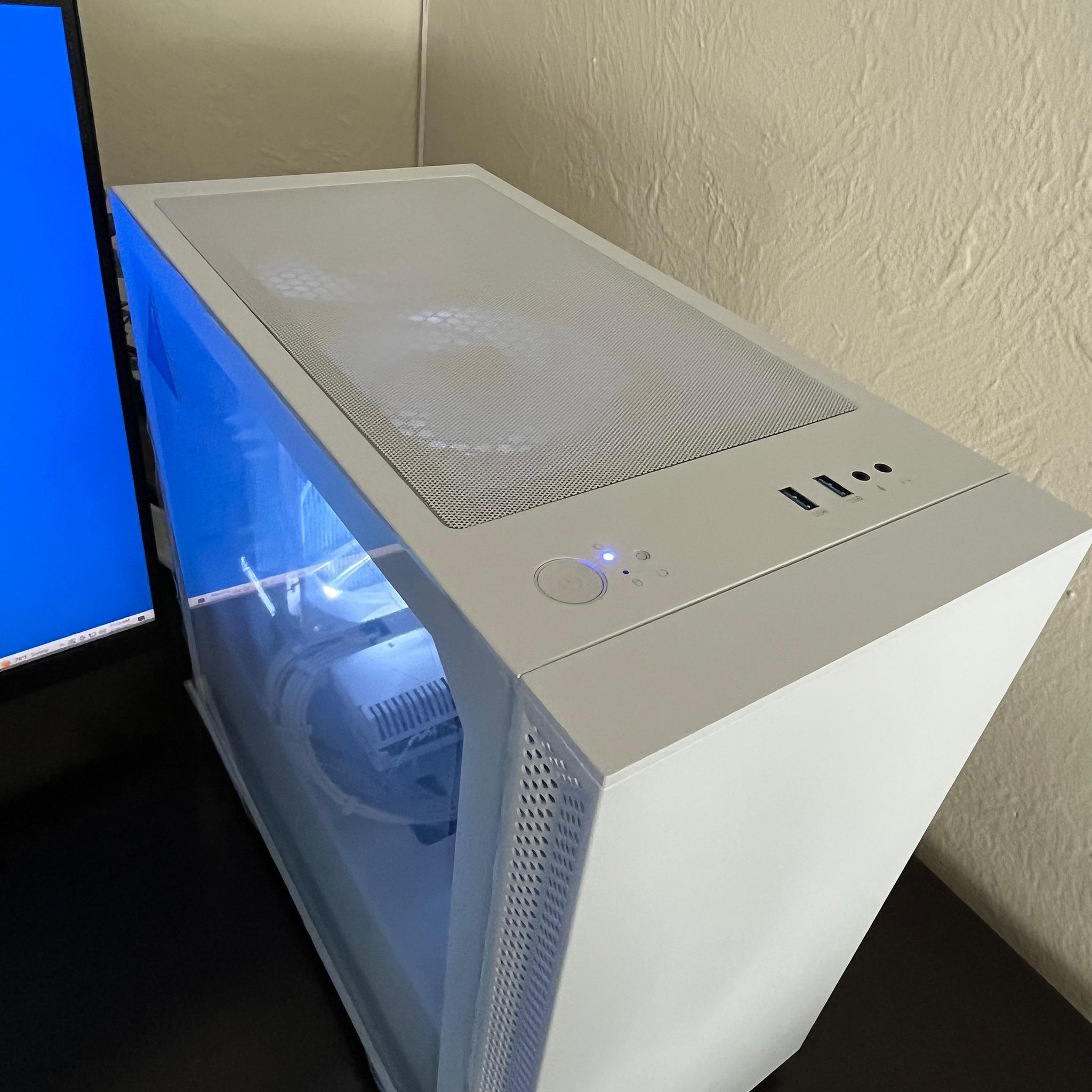 White-Out V3 Intel i5 11600K/RTX 3060 12GB