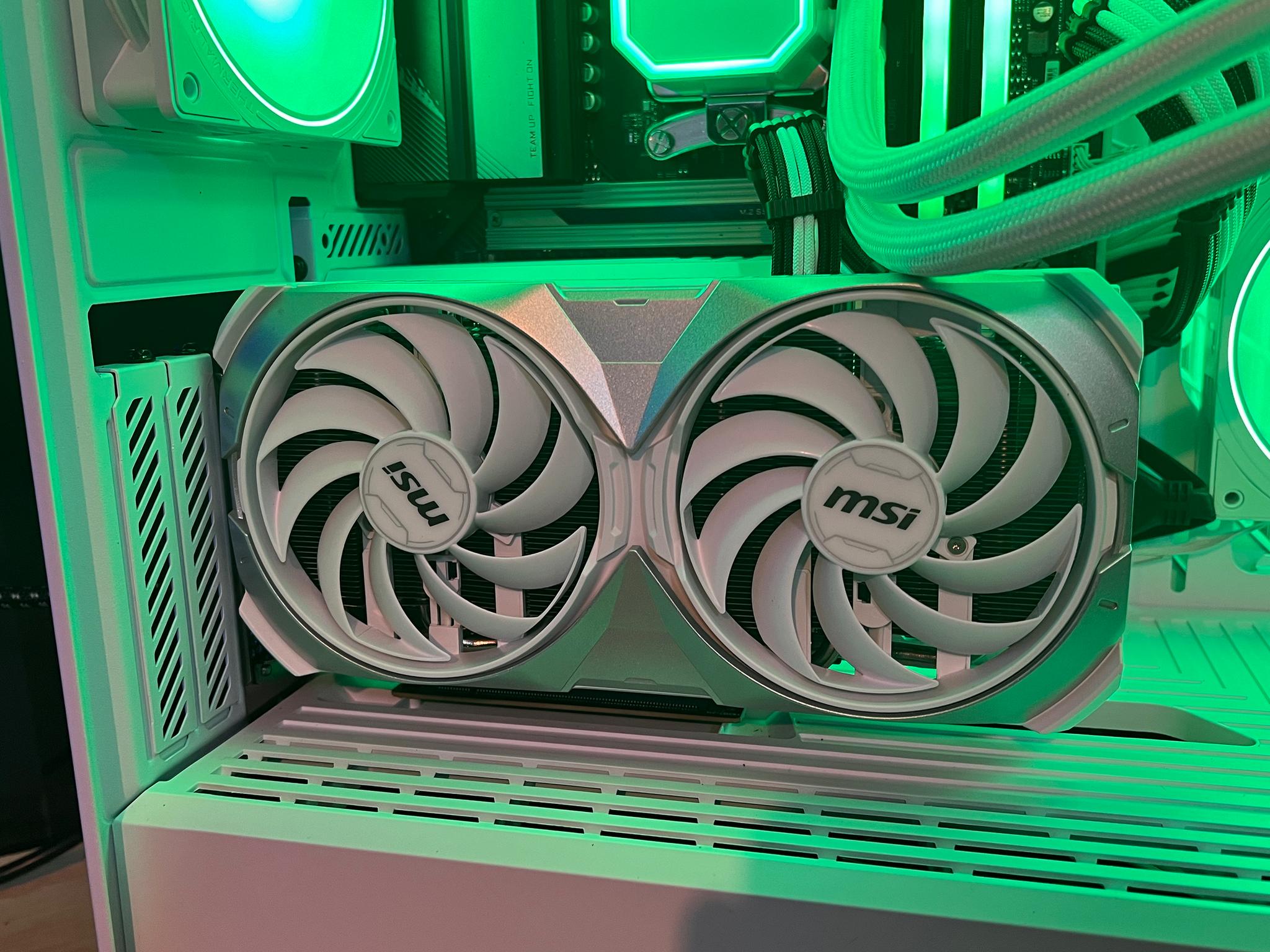 4k NO COMPRMISE GAMEING PC/CONTENT CREATION 7800x3d 4070ti super 32gddr5 2TB storage