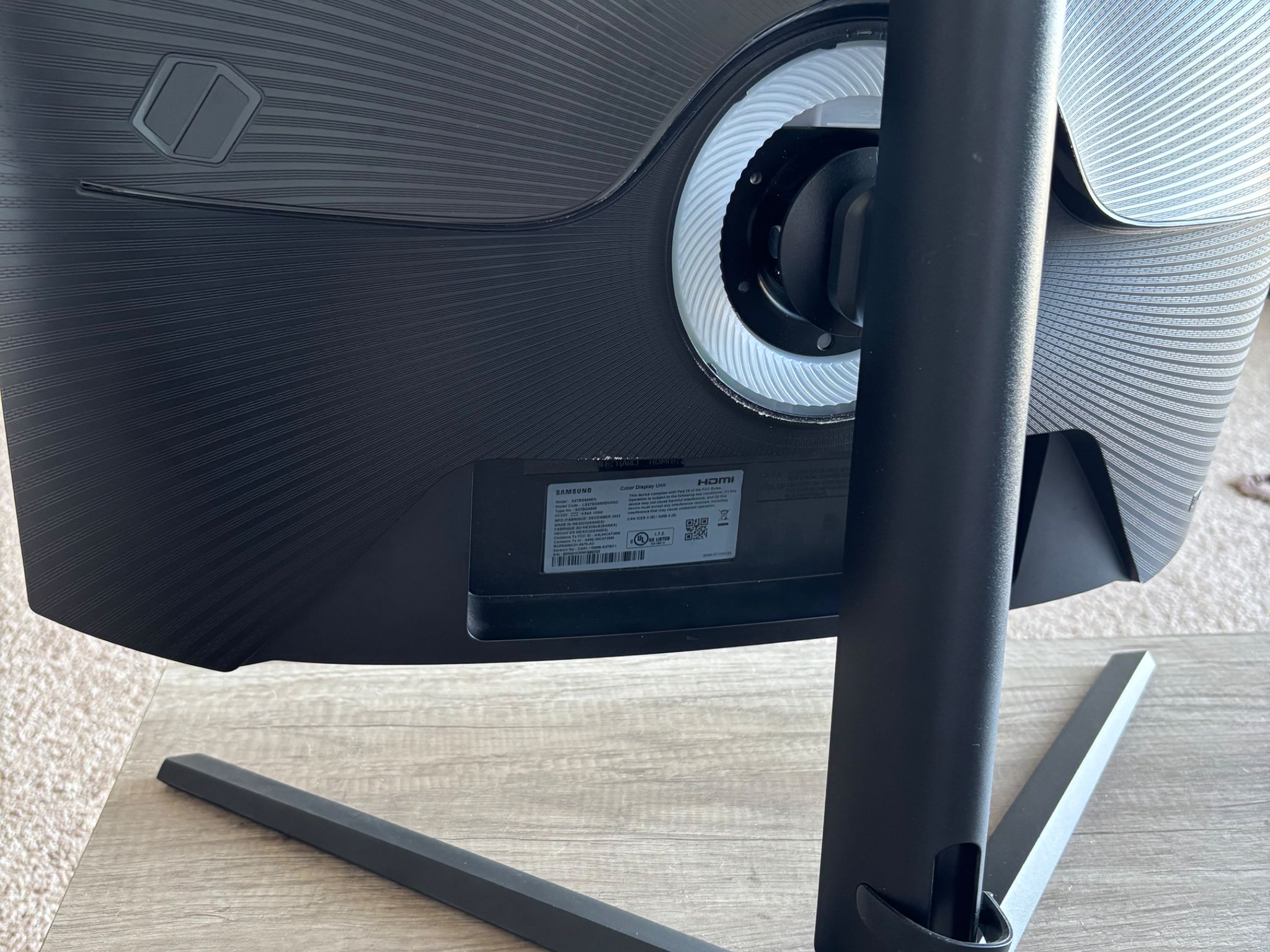 Samsung G65B 27”