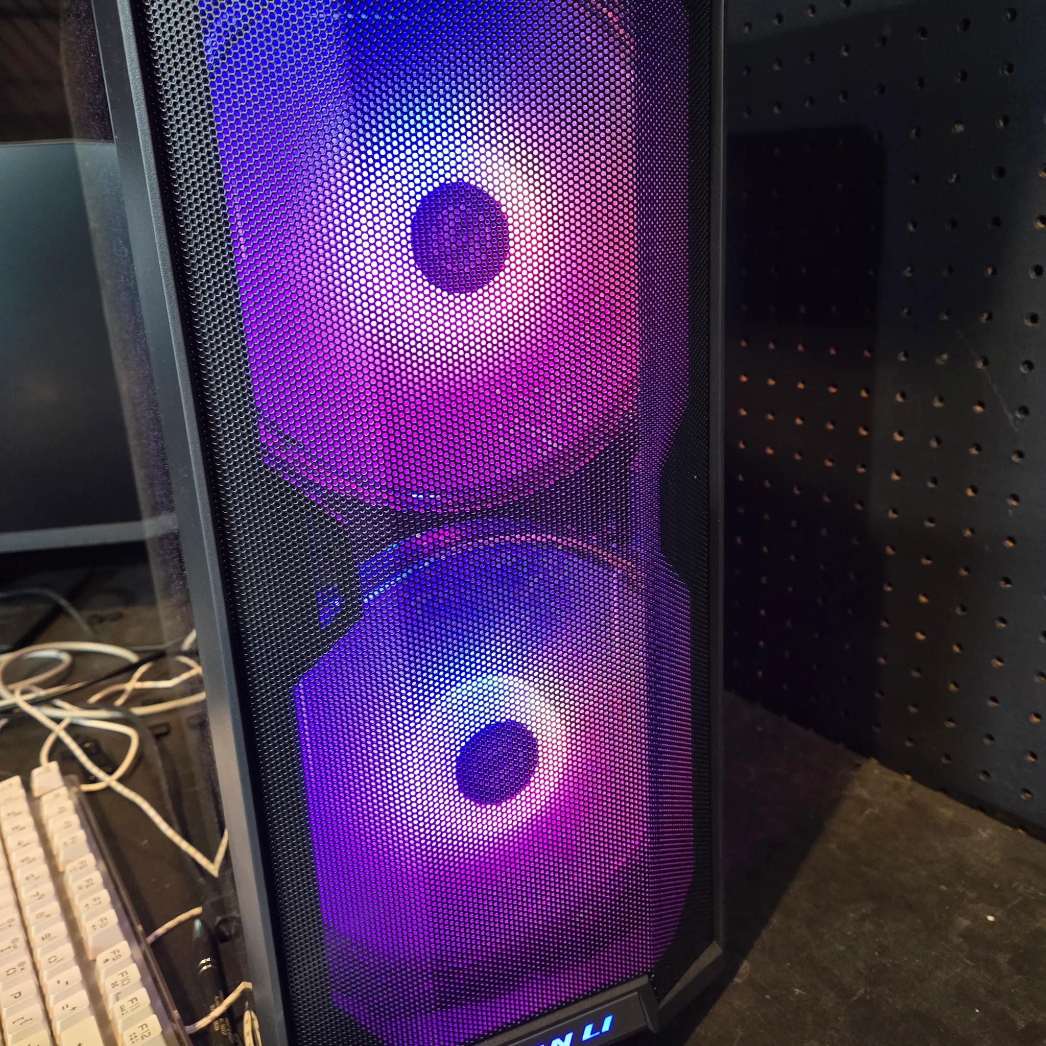 Lian Li 215 Black W/2 RGB 200MM Fans W/1 Non-RGB 120mm fan in rear