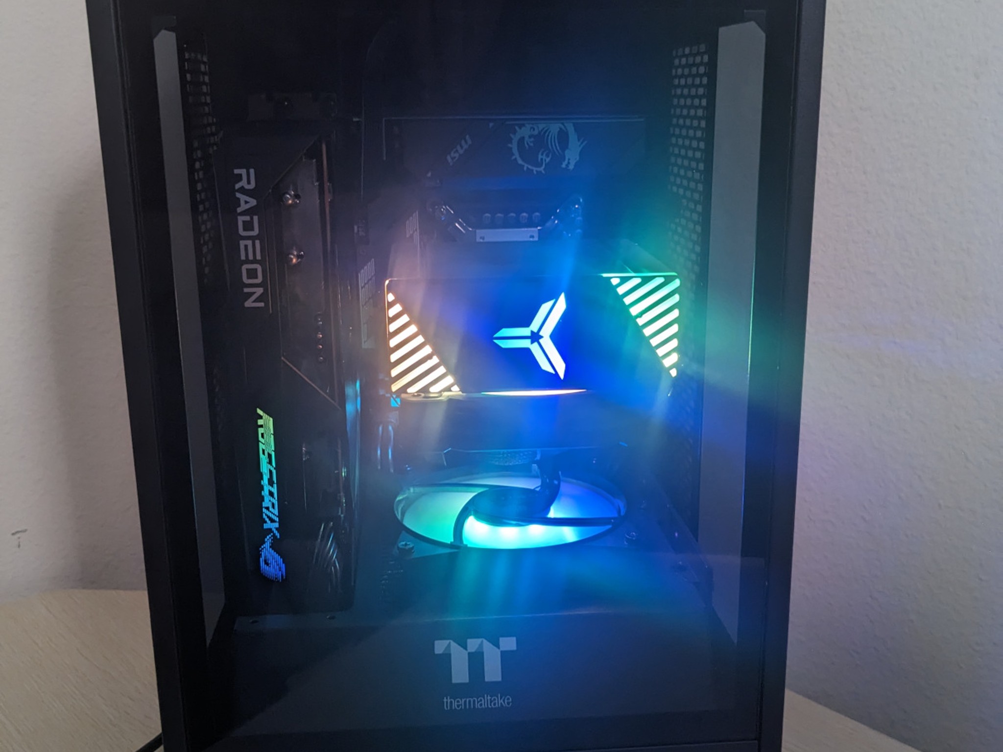 RX 6600XT, i5-11400 Gaming PC (16GB RAM, 1TB SSD, Win11 Pro)