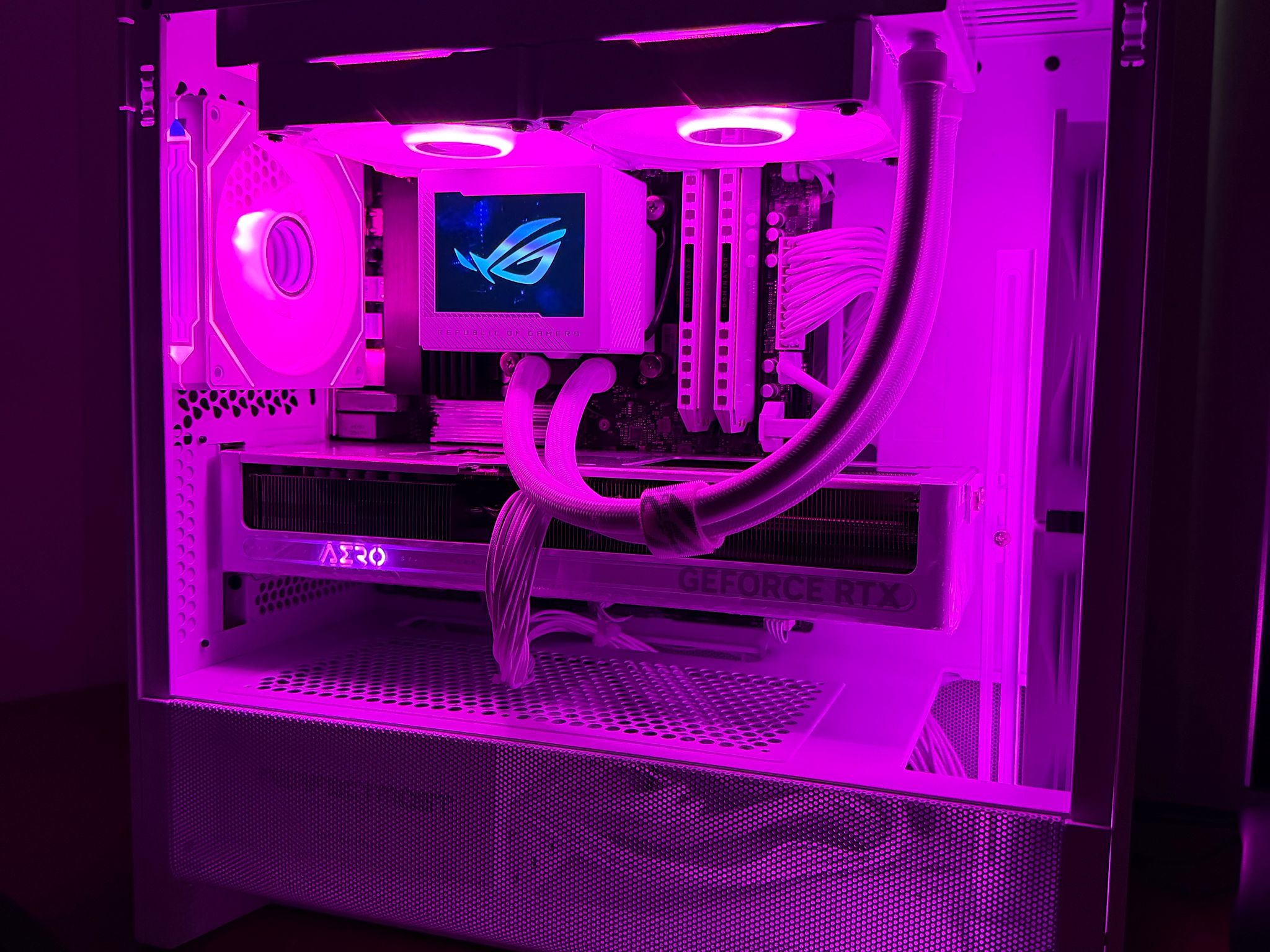 “Pink Panther” Gaming PC Customizable RGB Ryzen 7 8700G, RTX 5070 12GB, 32GB DDR5, 1TB Gen4 NVMe