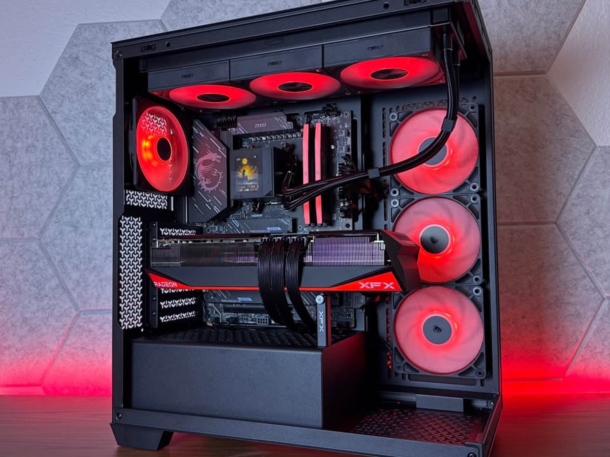 1440P/1080P Gaming PC | 9070 XT 16Gb | Ryzen 7 9800X3D | 32Gb DDR5 Ram | 2TB Nvme SSD | WIFI/BT