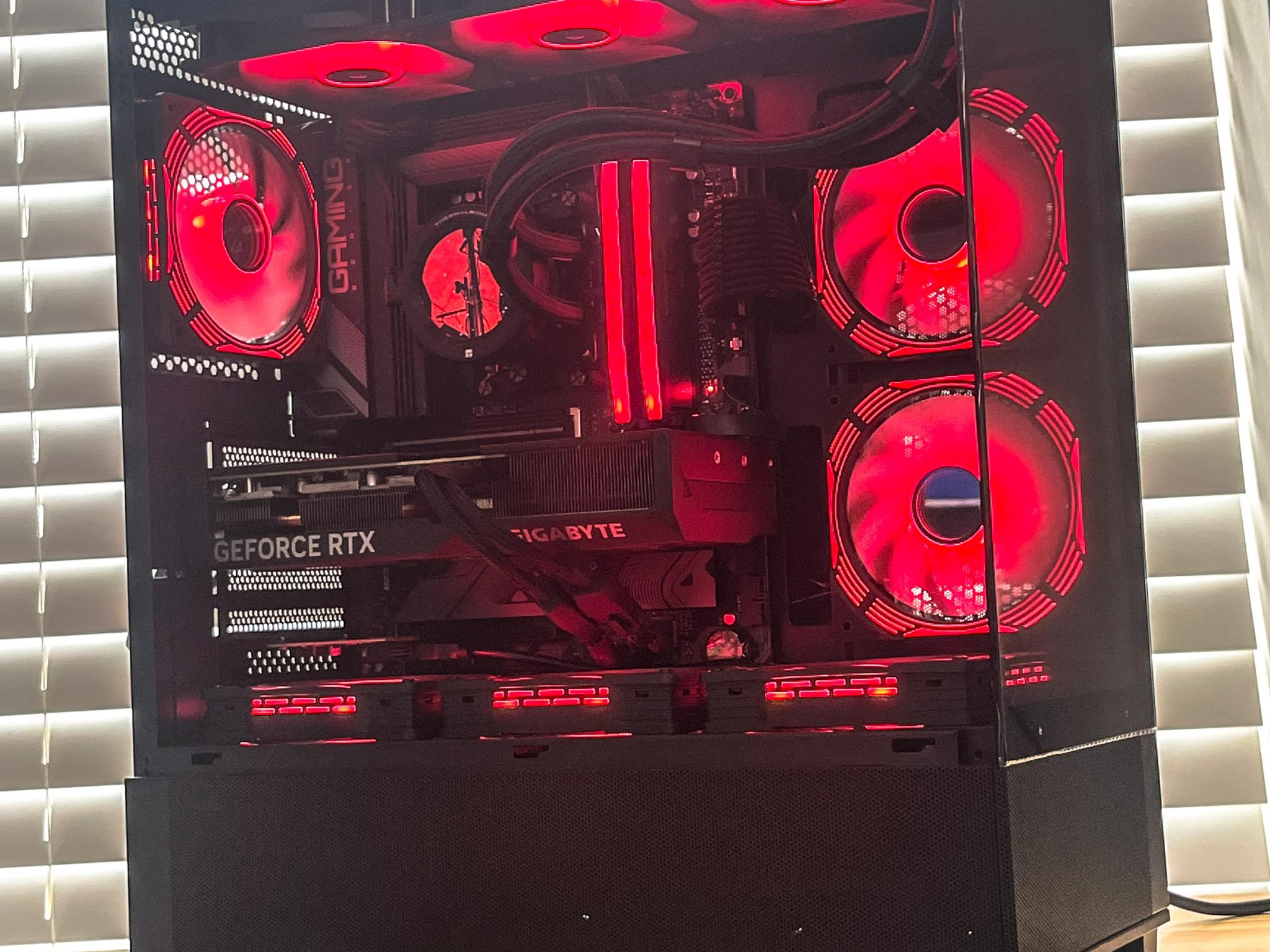 🖤Gaming PC | Ryzen 5 7600x | RTX 4070 SUPER | 32GB DDR5 | 2TB SSD🖤
