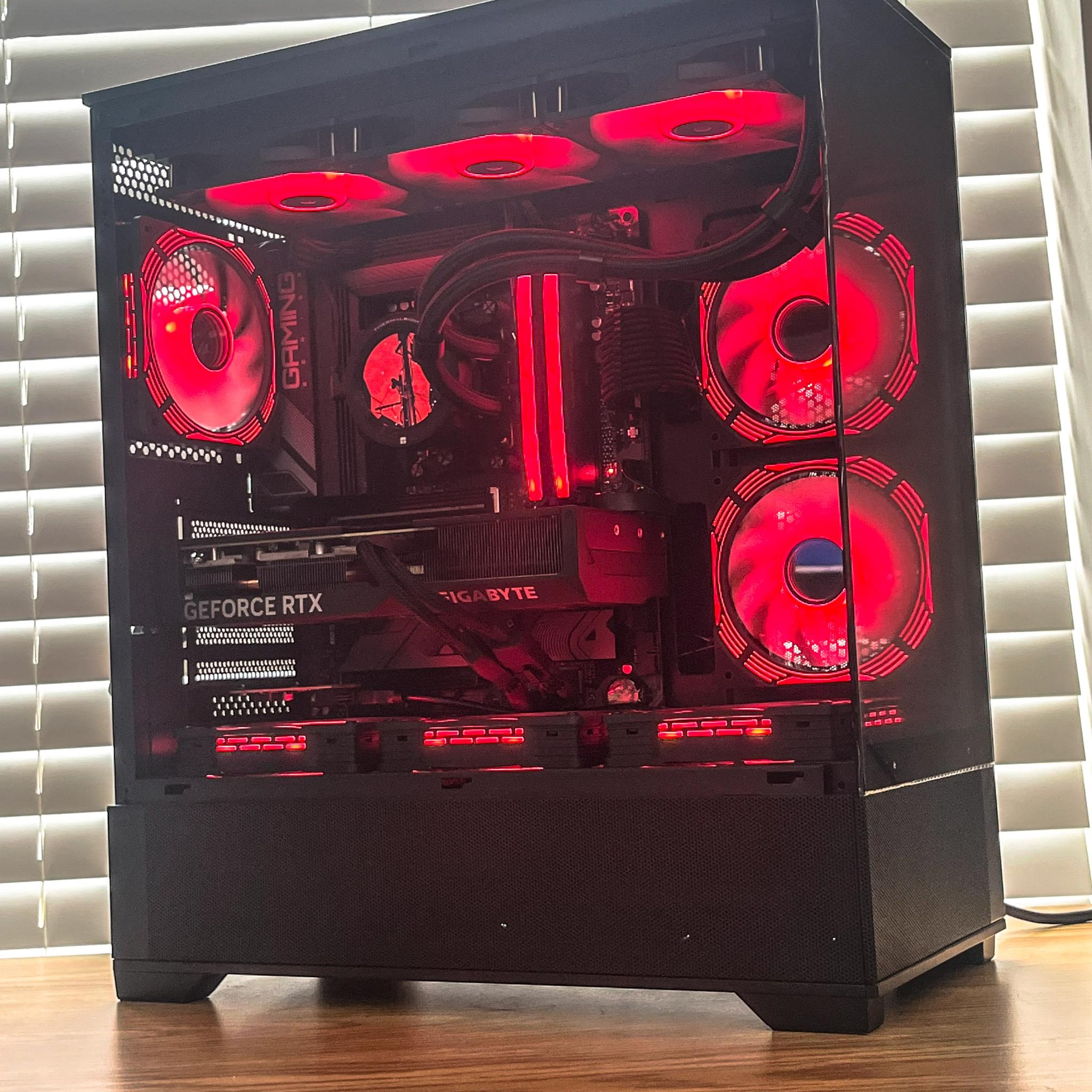 🖤Gaming PC | Ryzen 5 7600x | RTX 4070 SUPER | 32GB DDR5 | 2TB SSD🖤