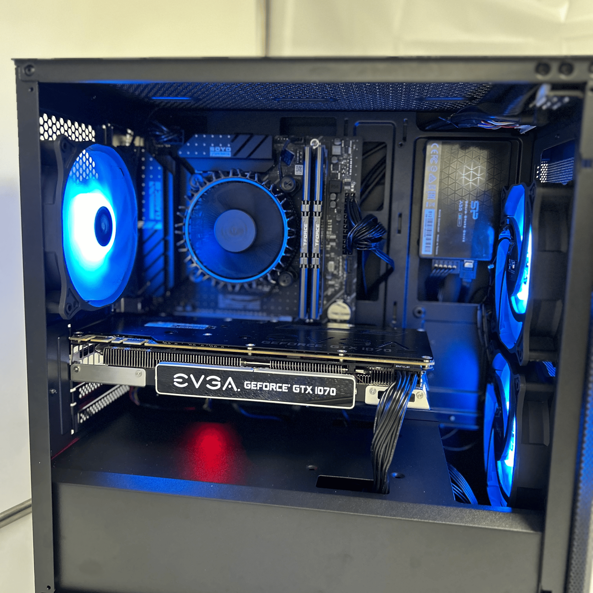 Gtx 1070 i3 12100f 16gb ddr4