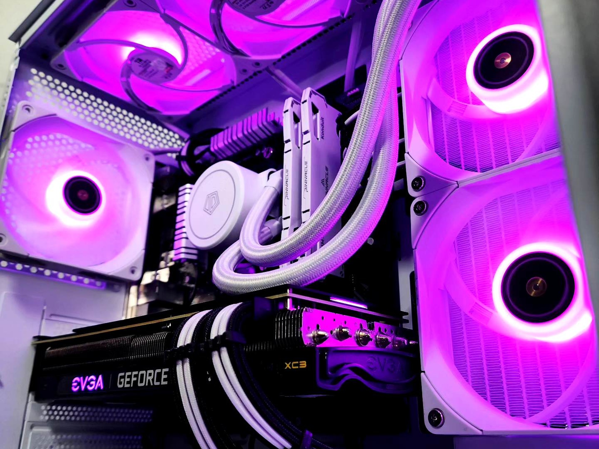 💜🤍💜 RTX 3080 // Ryzen 5 5600X // 32GB 3600MHz // 2TB NVMe