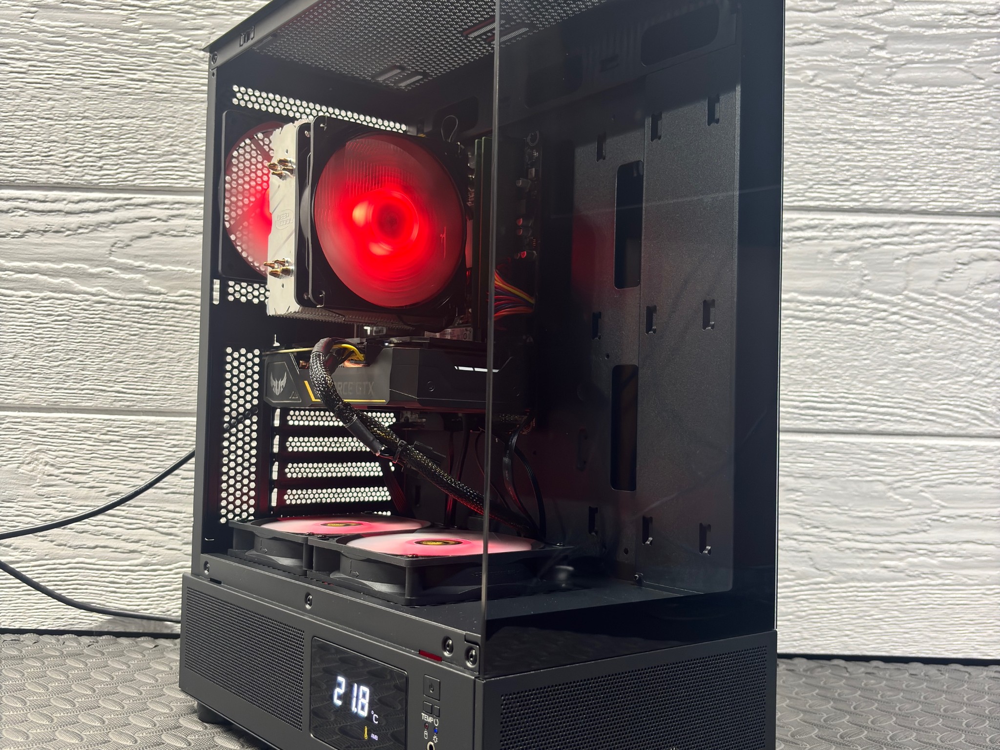 Gaming PC — Ryzen 5 1600 • GTX 1660 Super • 16GB RAM • SSD + 2TB Storage