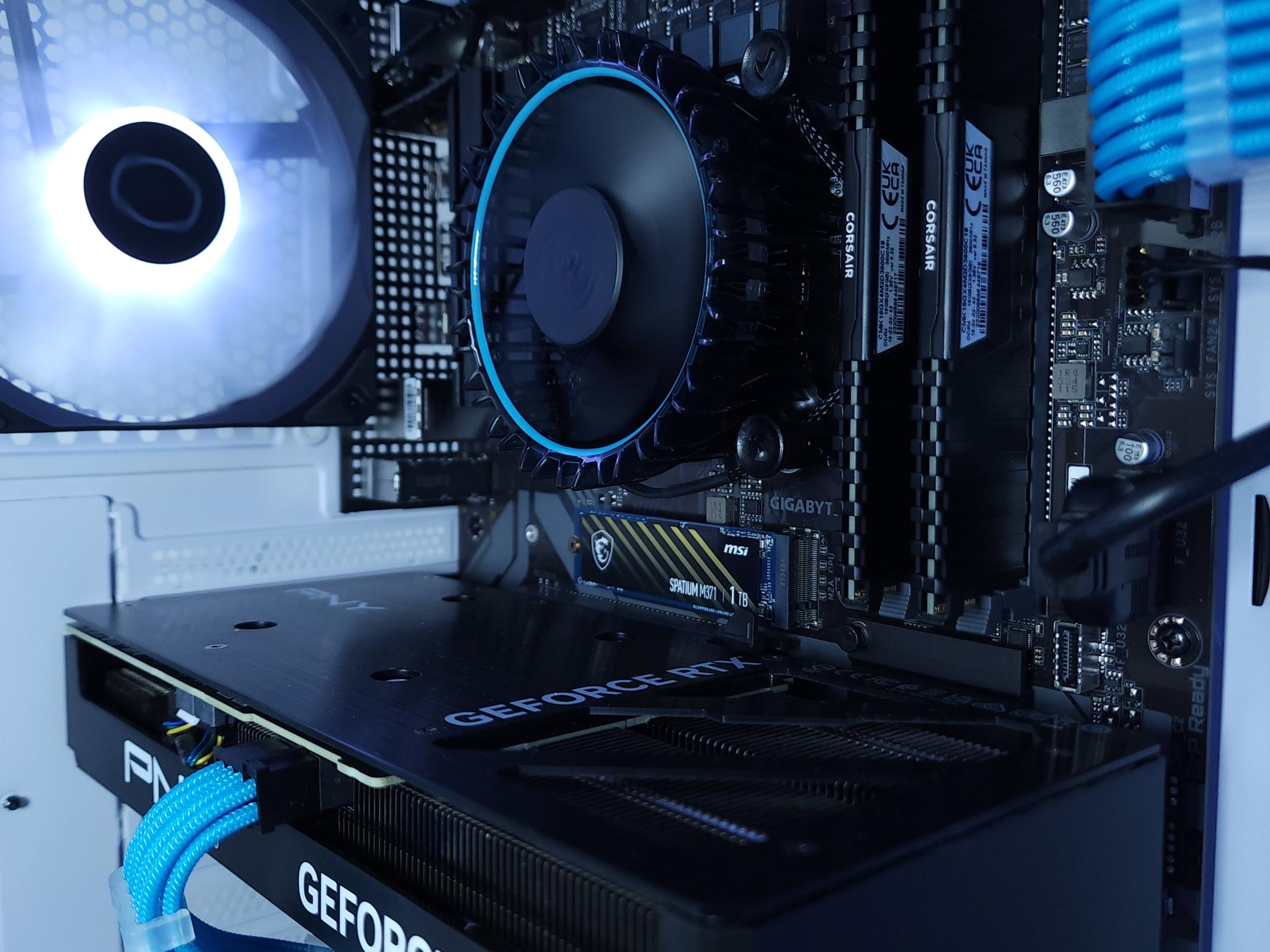 💙RTX 4070●Core i5 12400F●1440p Gaming Computer