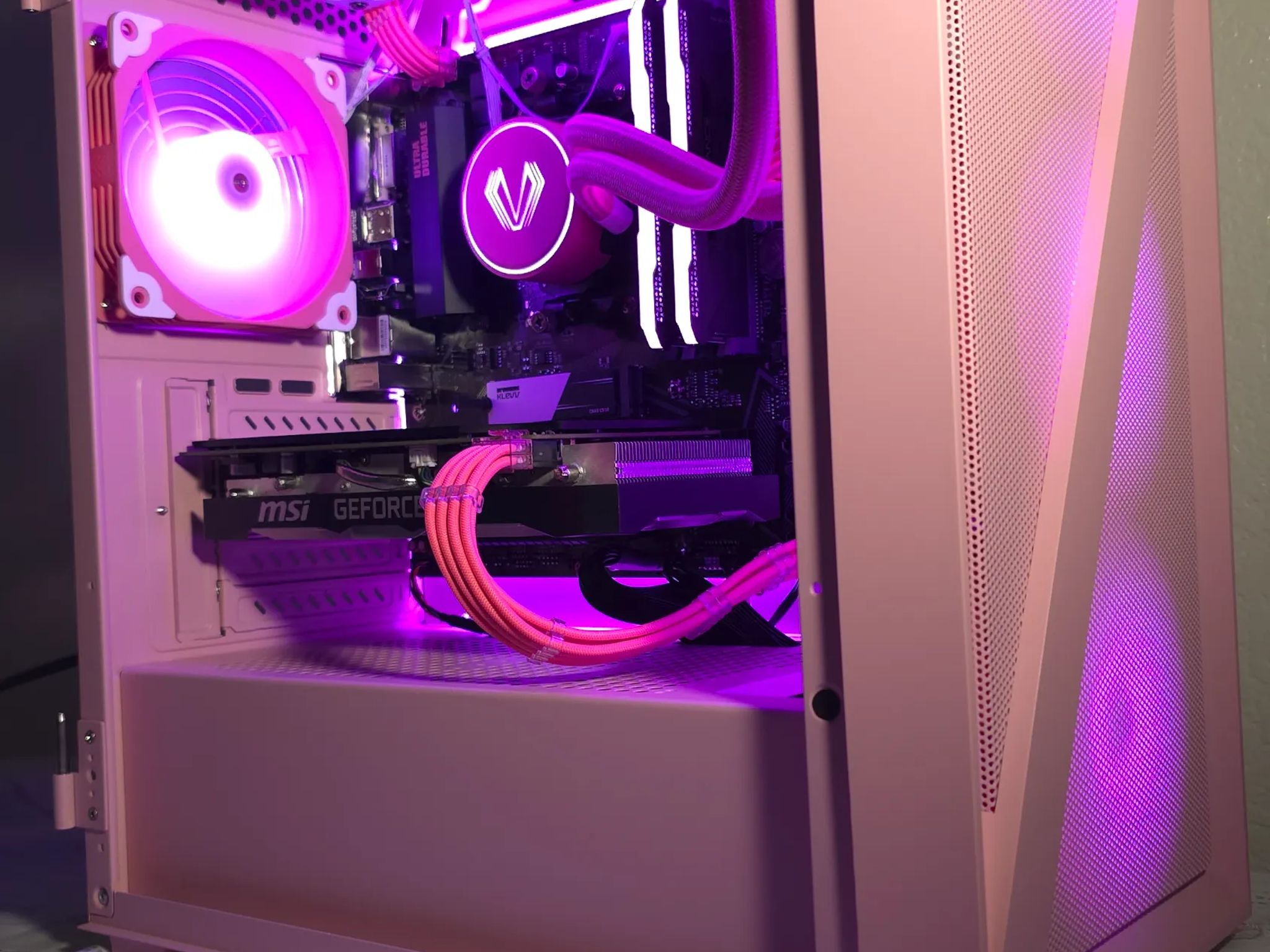 PINK THEME GAMER READY PC!  AMD Ryzen 5 3600X / NVIDIA RTX 2060 / 32GB RAM/ 1 TB M.2 NVME/ WIFI