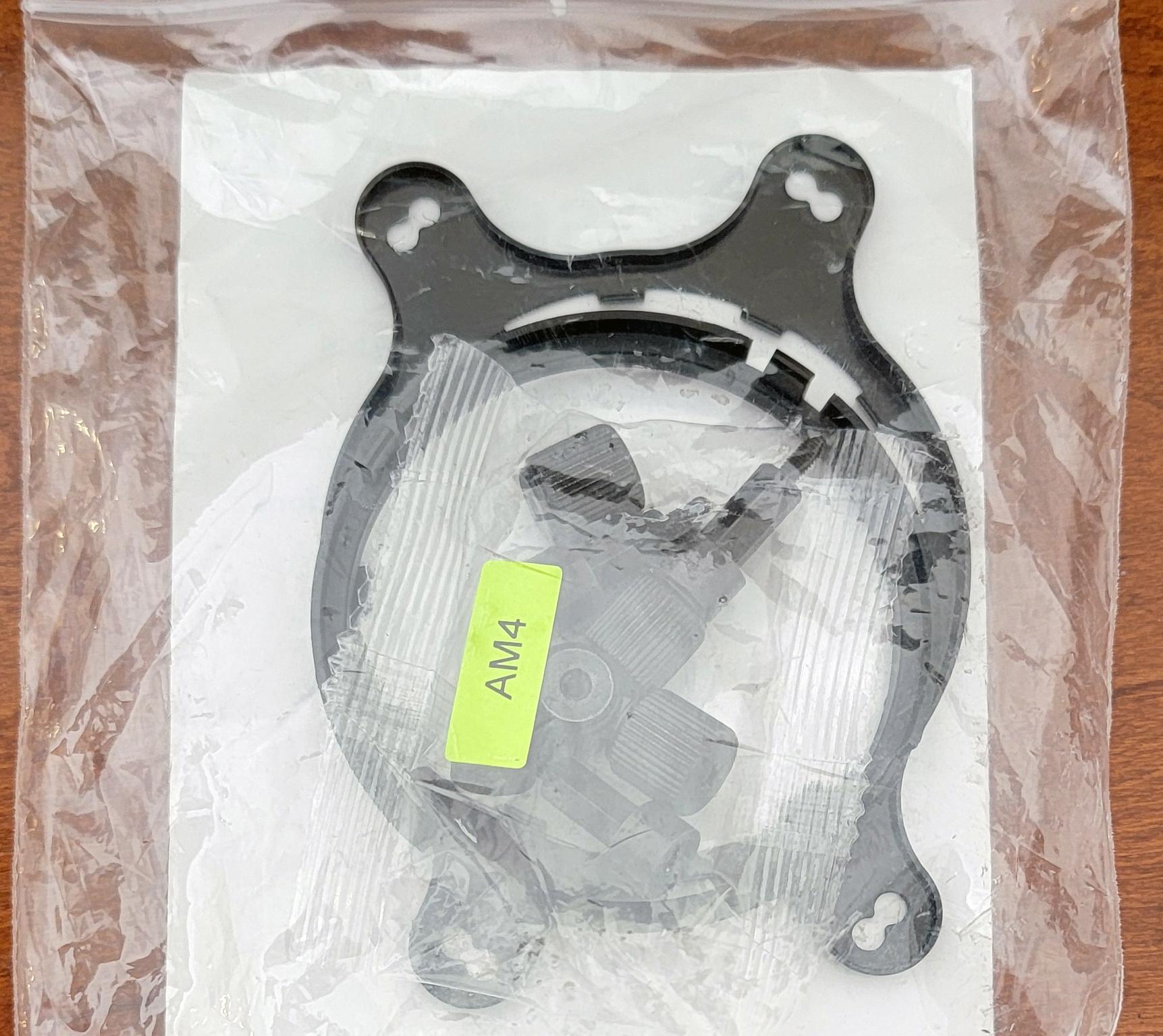 Fractal Designs Celsius+ S36 Dynamic 360mm AIO Liquid CPU Cooler **READ**