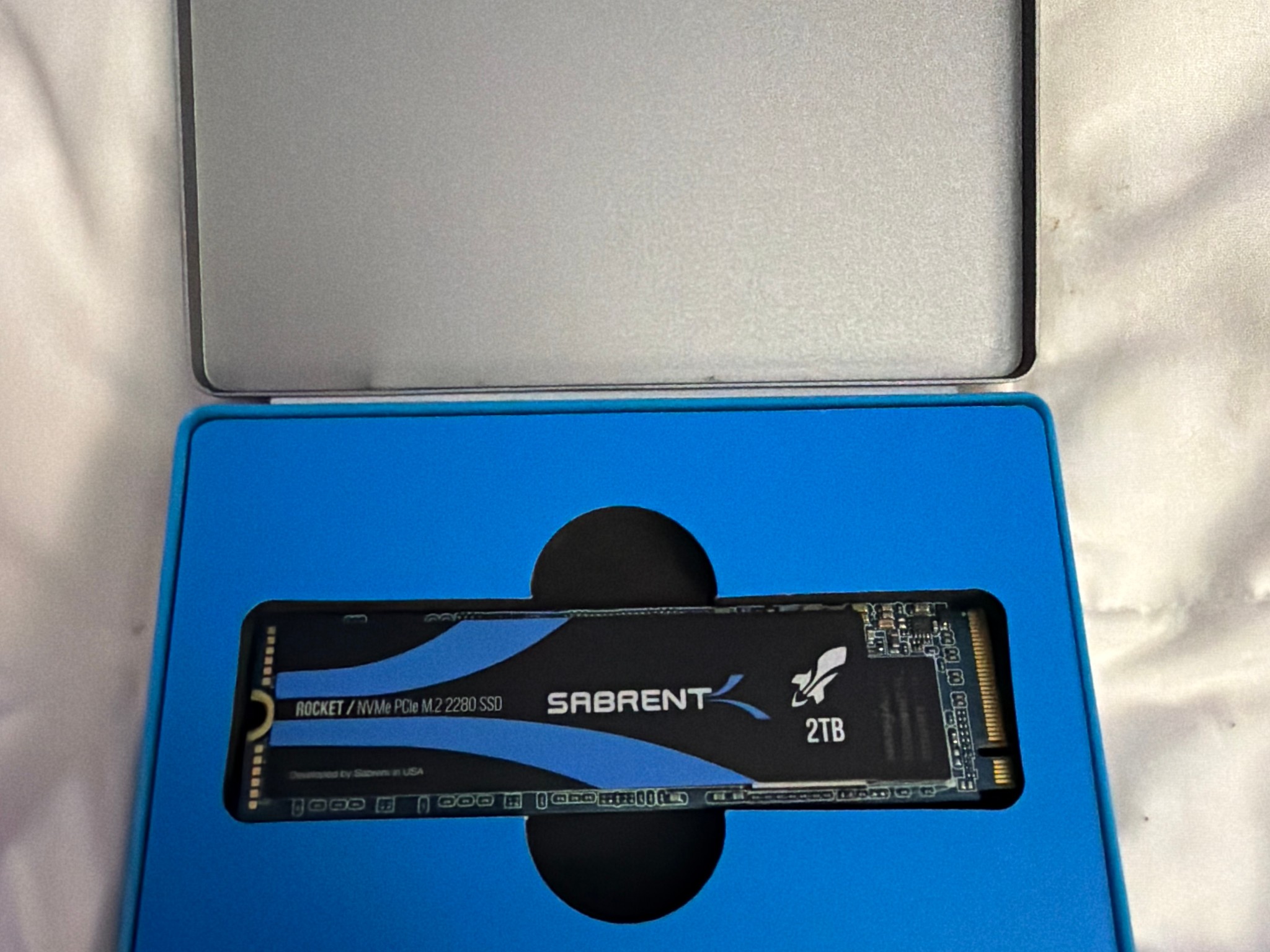 2TB Sabrent Rocket NVME M.2 SSD 100% HEALTH