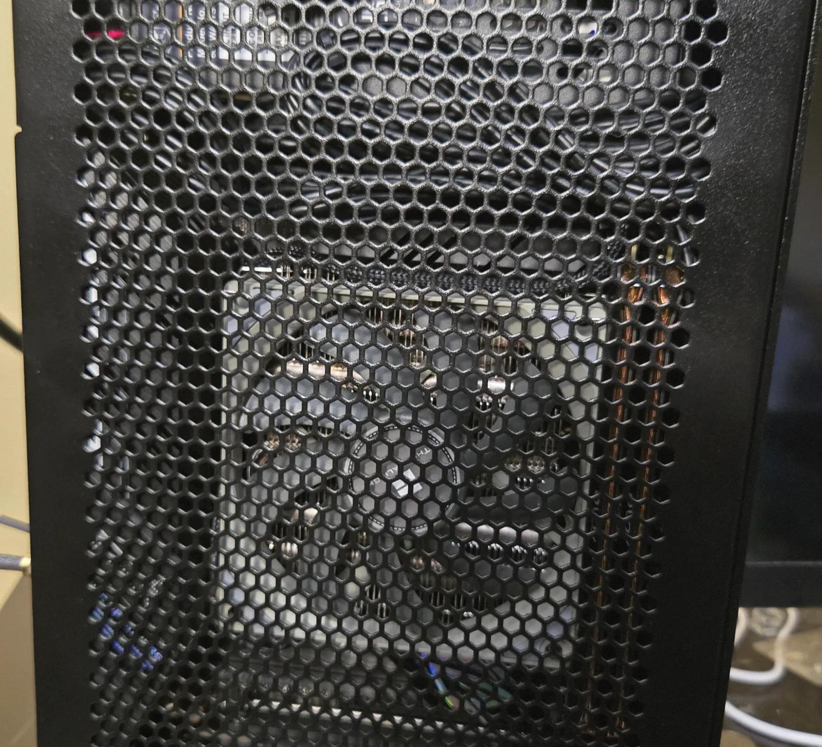 Compact Powerhouse ITX Gaming PC – i3-14100K | RX 6800 | DDR5