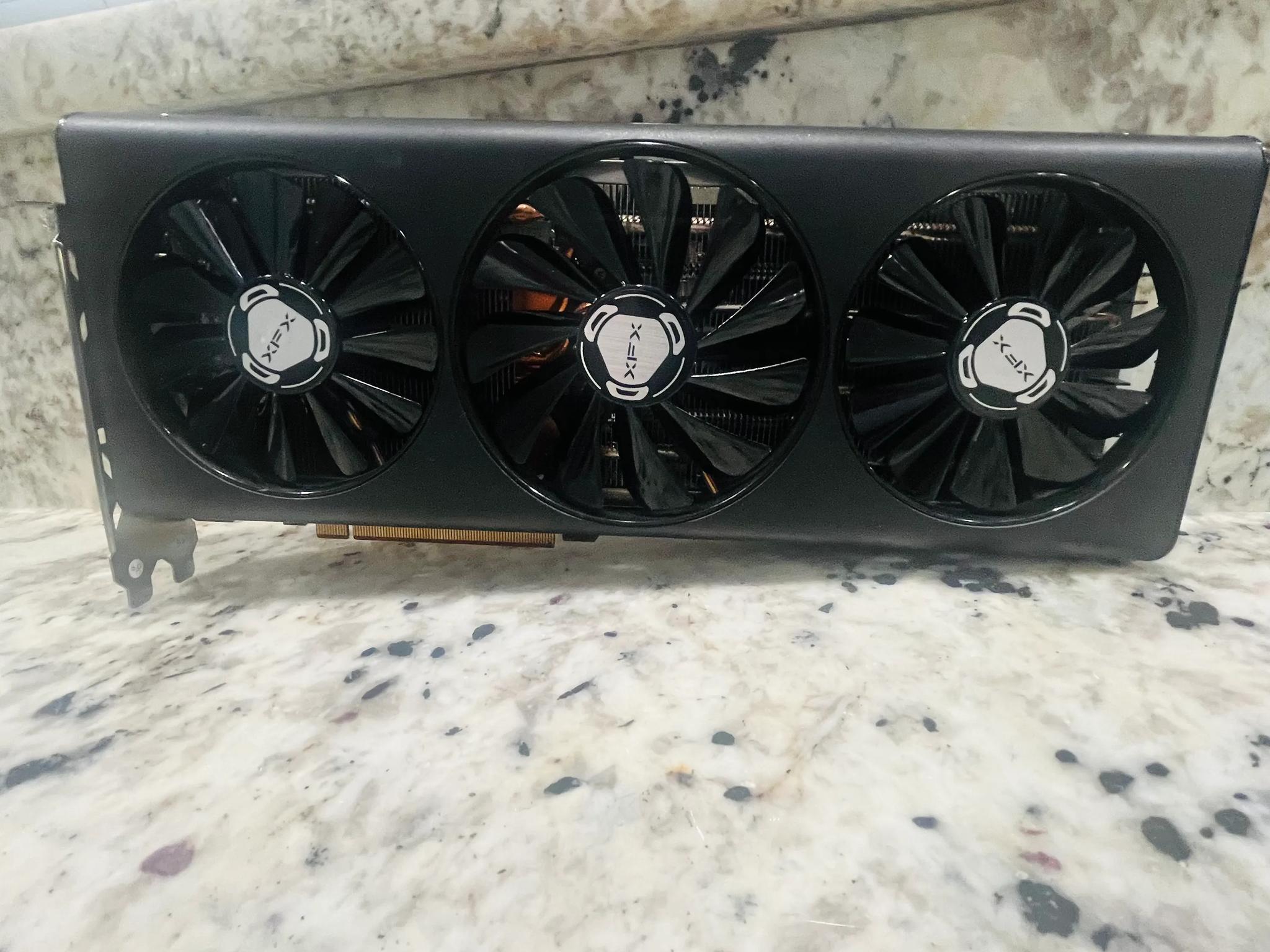 "READ" Broken For Parts RX-5700XT 8GB For Parts Or Someone who can fix it!!!