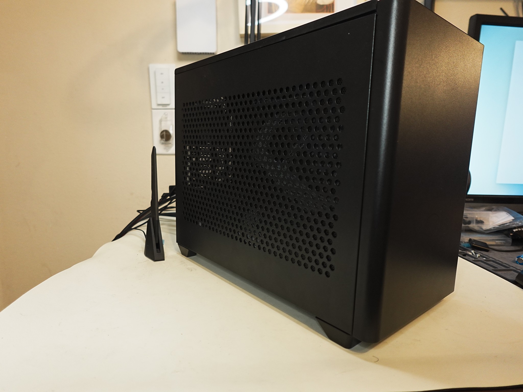 💰🏆✨ Gorgeous Affordable ITX | Ryzen 7 5700X3D | Radeon RX 9060 XT 16GB | 32GB DDR4 RAM | 1TB SSD