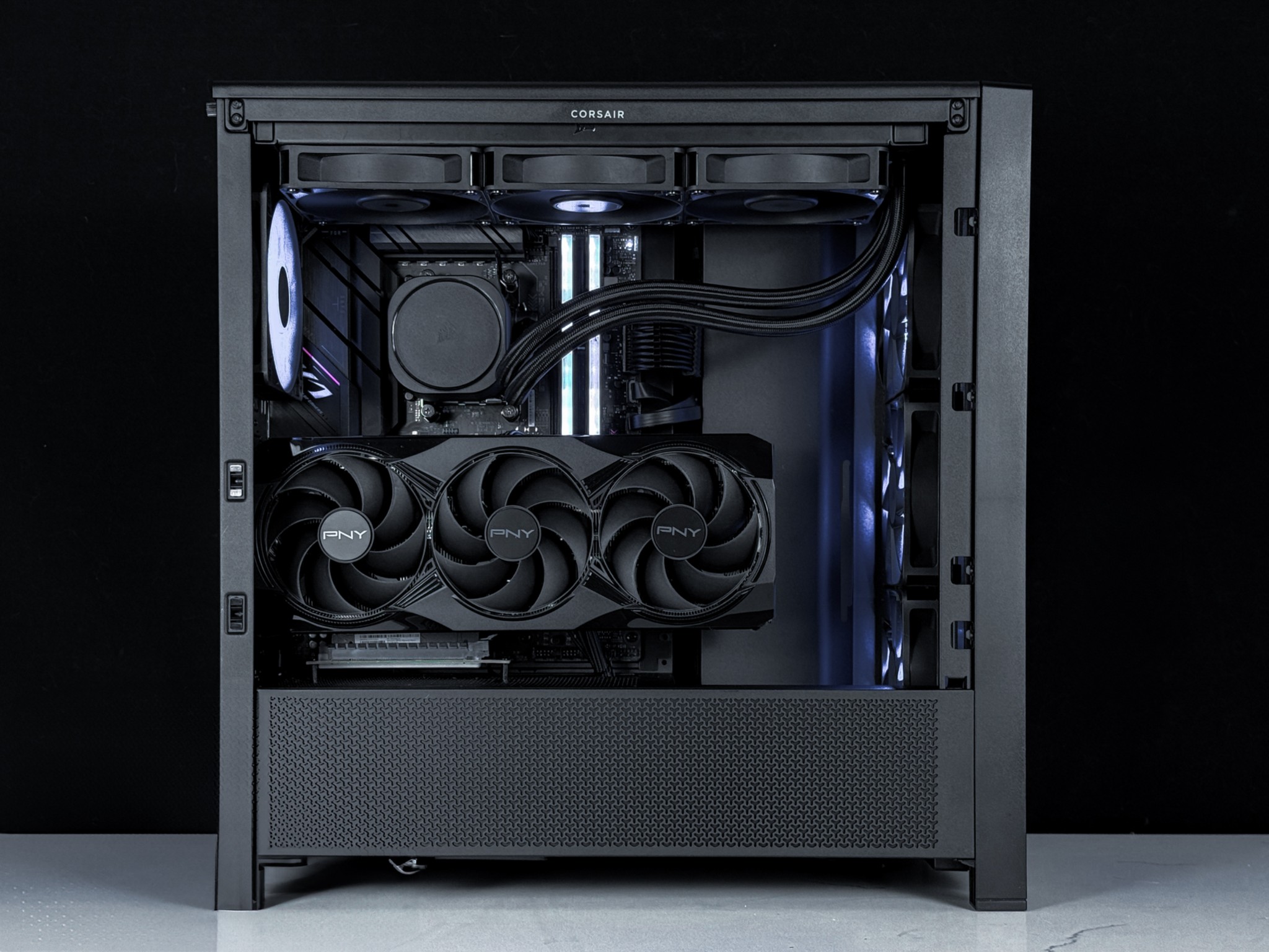 Phantom | Highend 4K Gaming & Productivity PC | Ryzen 7 9800X3D | RTX 5080 | 64GB RAM | 2TB SSD