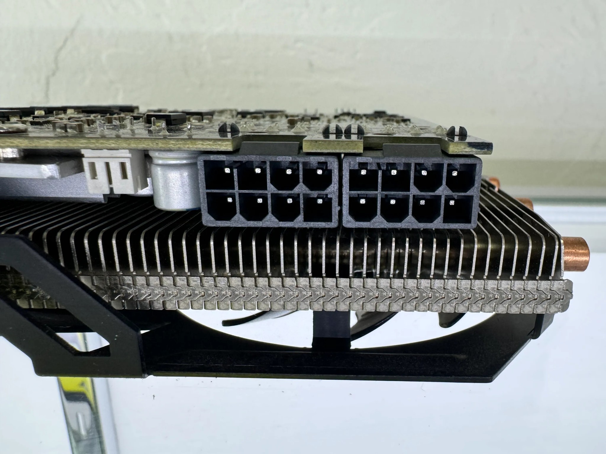 GIGABYTE GeForce GTX 980 WINDFORCE 3X OC EDITION 4GB Graphics Card (Refurbished)