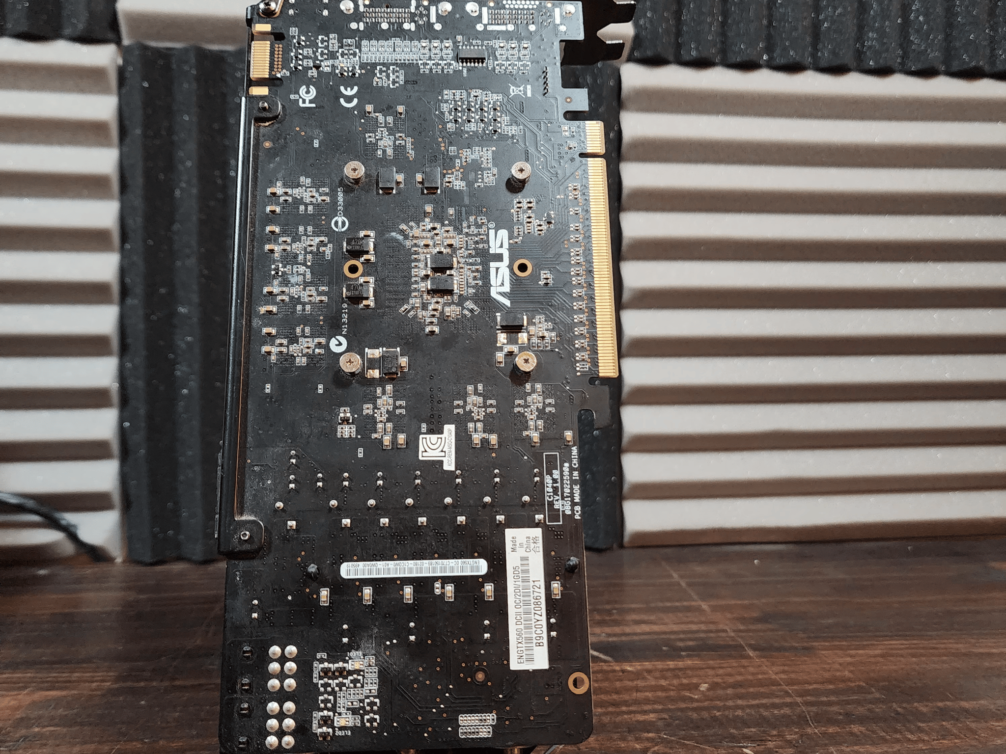 ASUS GeForce GTX 560 DCII 1GB *for parts*