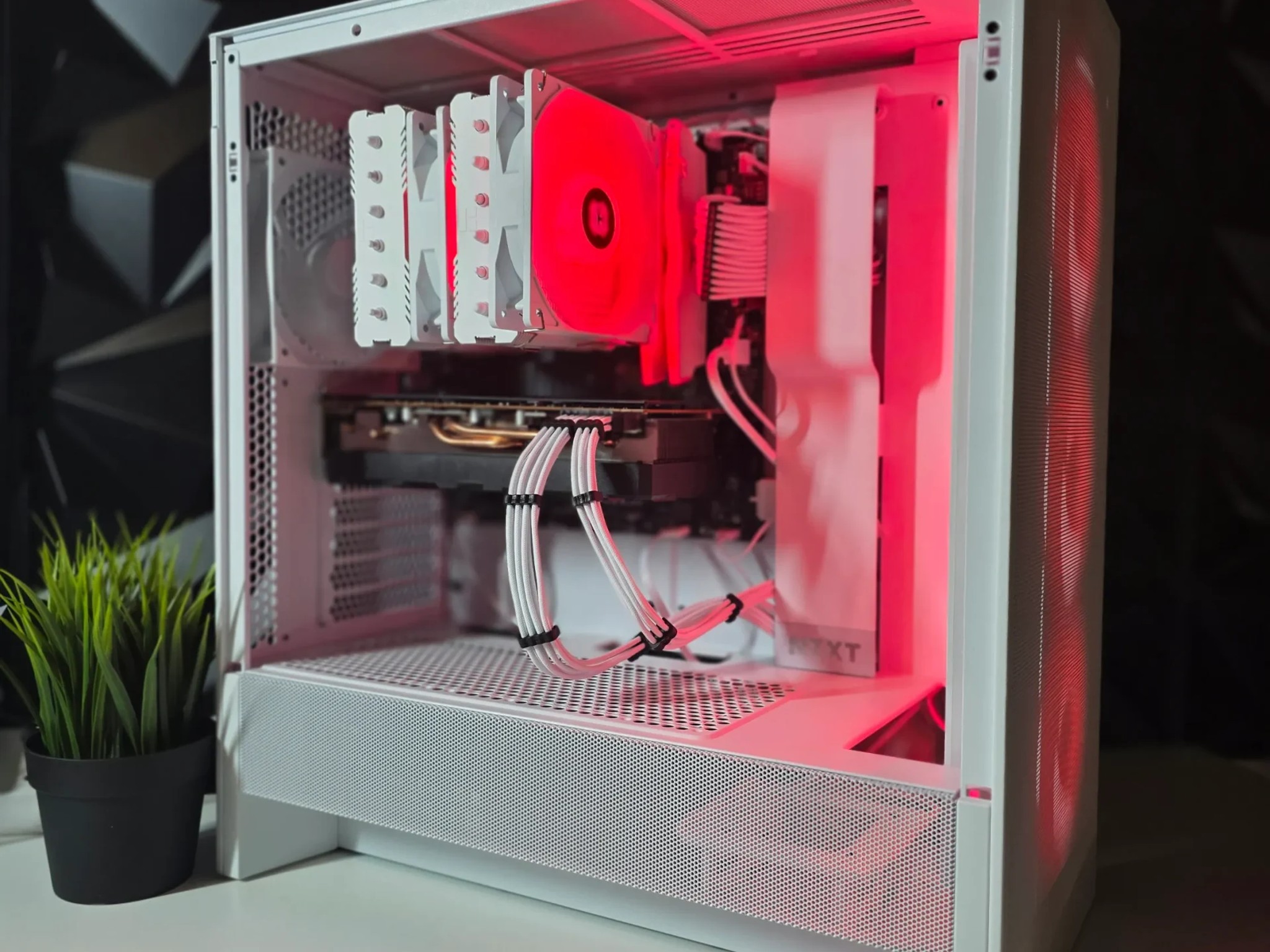 Radeon RX 5700 XT | AMD Ryzen 5 5500 | 1440P Gaming | 16GB DDR4 | 1TB SSD | ARGB Fans