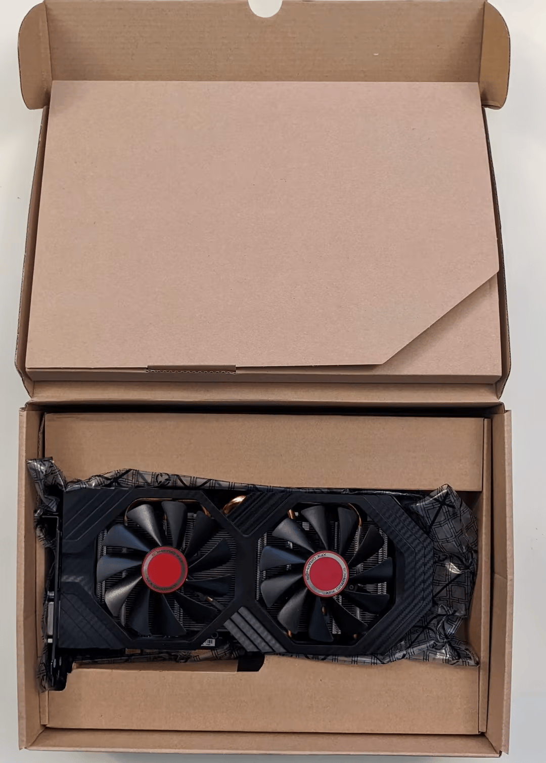 XFX Radeon RX 580 GTS XXX Edition 1386MHz OC+, 8GB GDDR5, 3xDP HDMI DVI (RX-580P8DFD6)