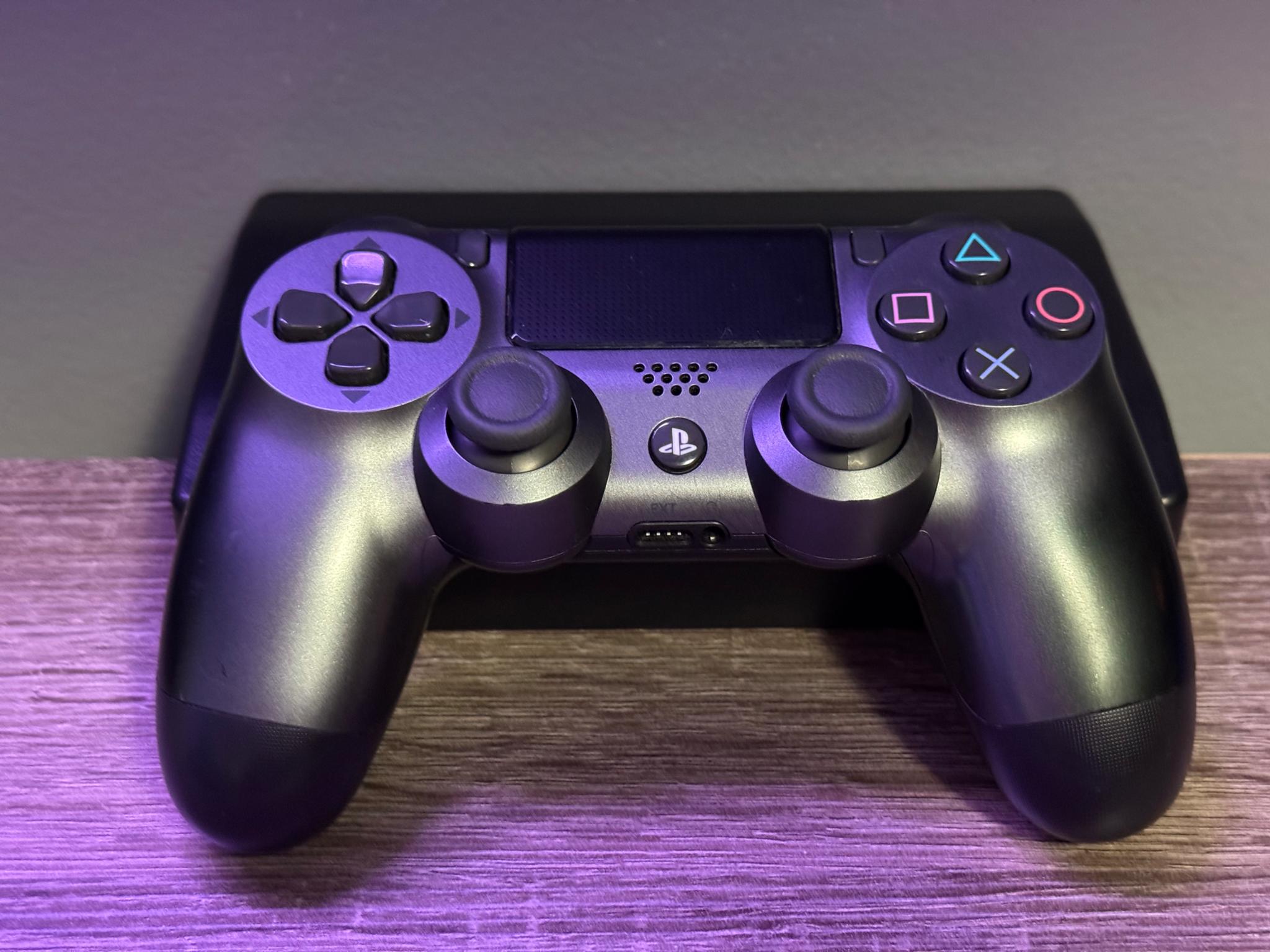 Refurbished Playstation 4 - 500GB Matte Black|CUH-1215A Software 9.00 + 2 PS4 DualSense Controllers