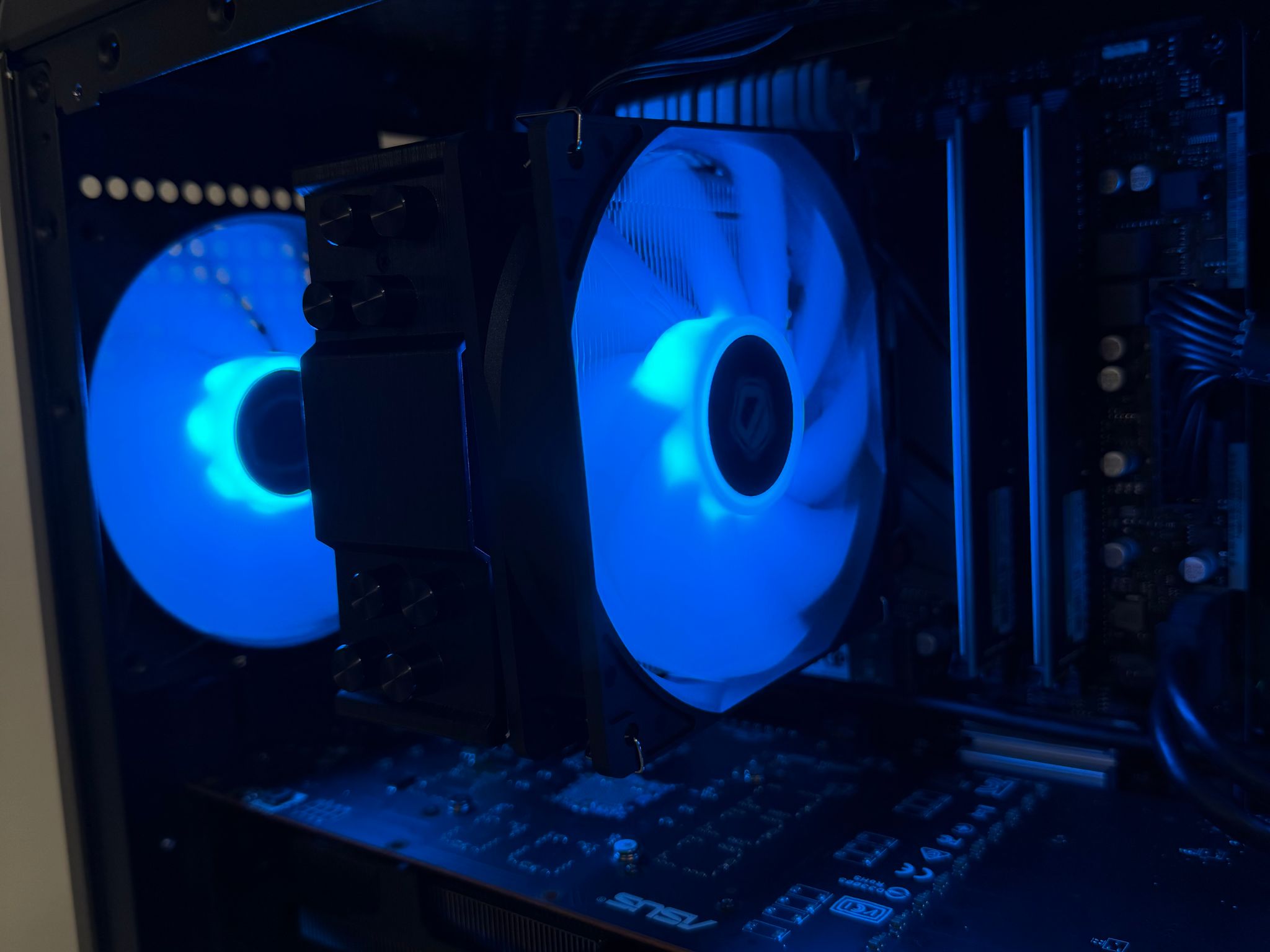 Gaming PC Ryzen 5 3600 16GB RAM 512GB NVME RX 5700 XT Computer