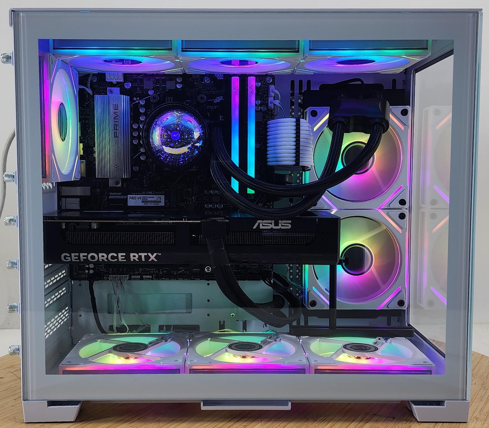 Gaming PC Ryzen 7 9700X 32GB RAM 1TB SSD RTX 5070 12GB Windows 11 Computer