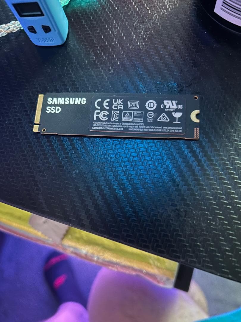 Samsung 990 pro 2tb SSD
