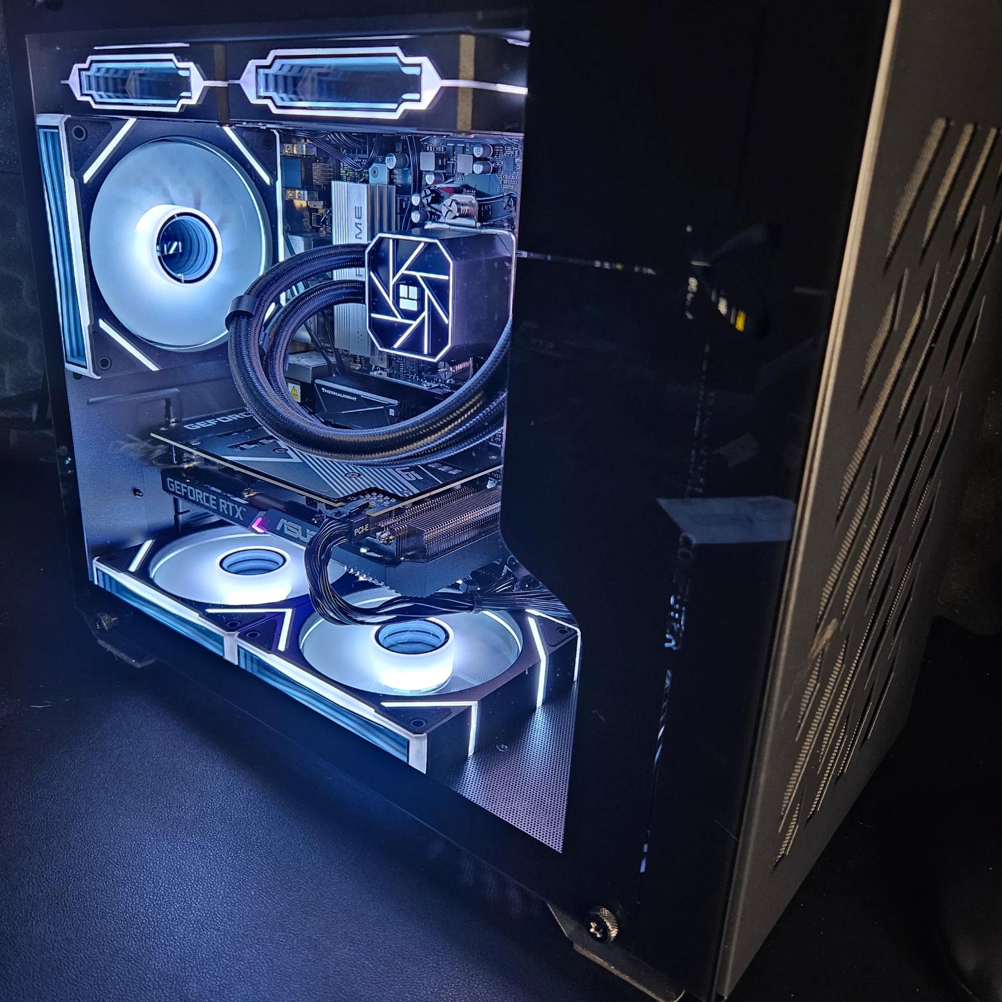 Scratch sale!! Portable liquid cooled RIG Ryzen 7 7800X3D / 32GB / 2TB SSD / RTX3060