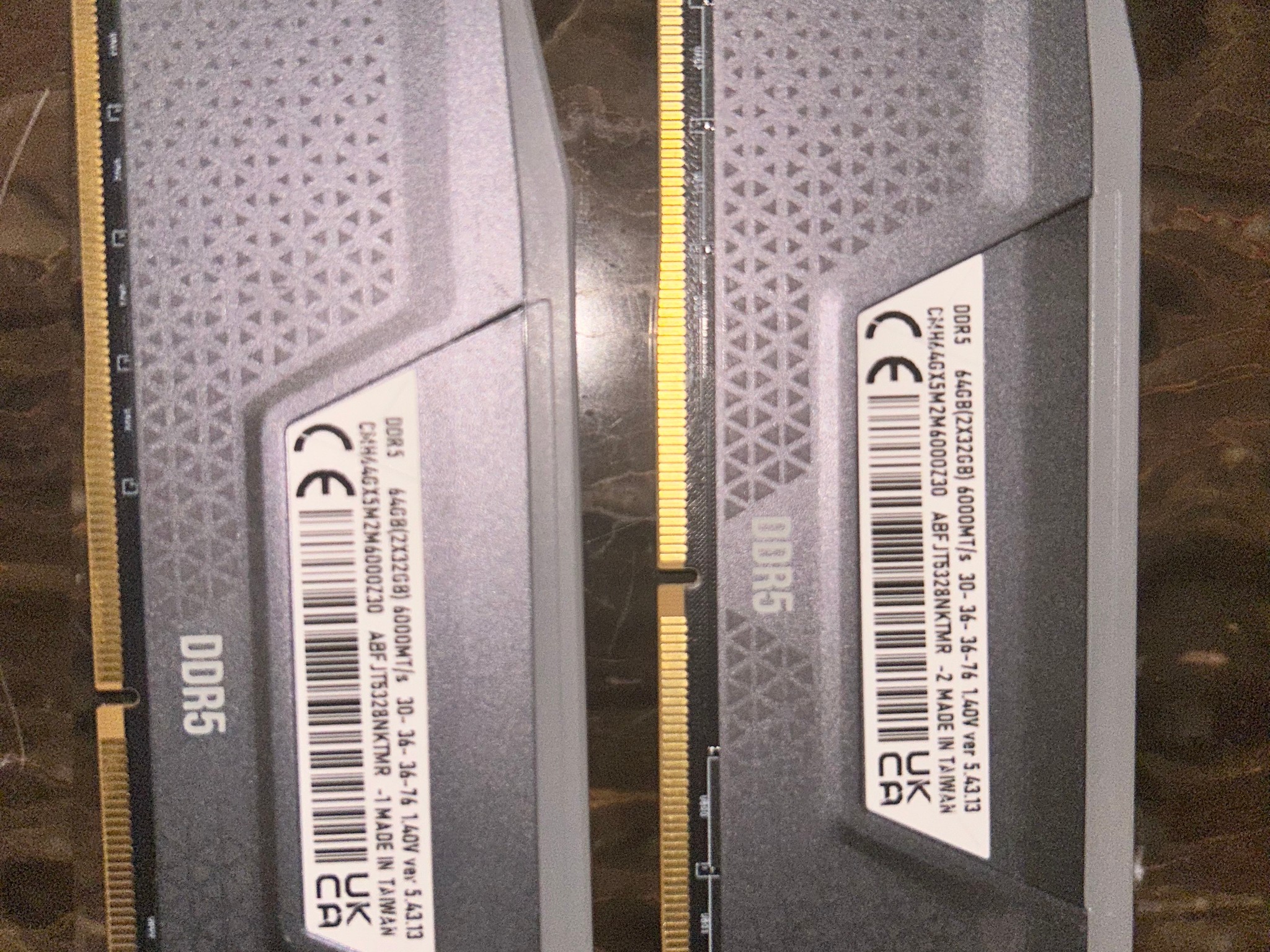 RYZEN 5 7600/ASUS B650E MAX GAMING WIFI/CORSAIR VENGANCE 64 GB 2X32 BUNDLE