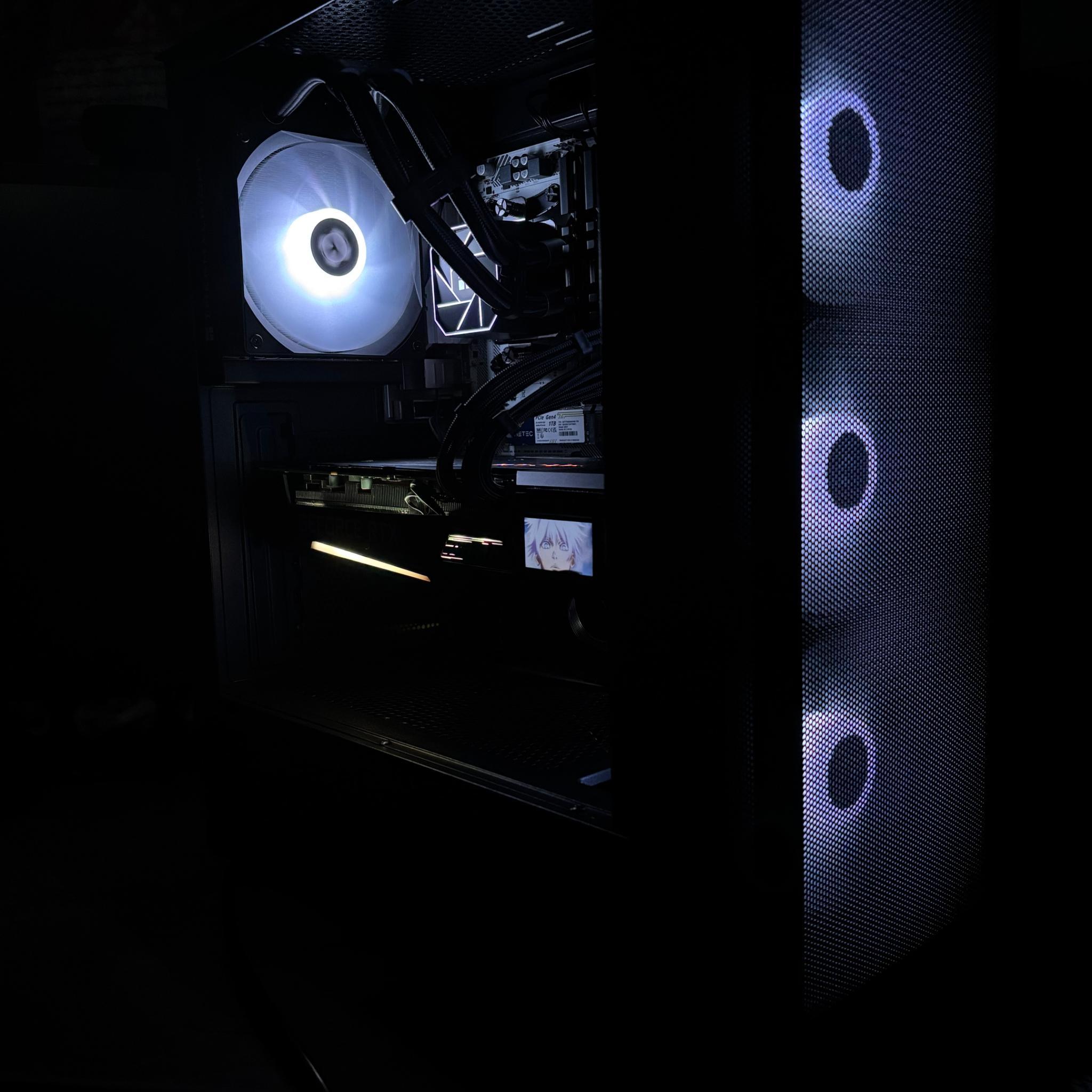 FLASH SALE!! RTX 3070 | RYZEN 5 5600X | 32GB RAM | Gaming PC