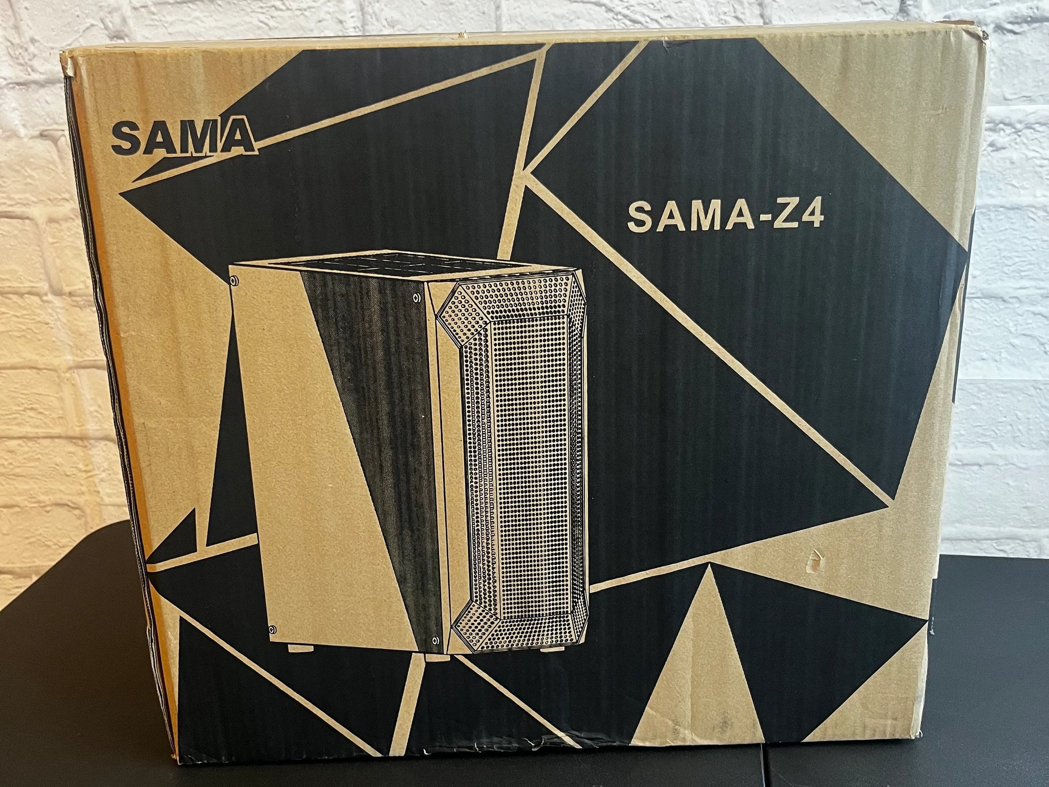 White SAMA-Z4 ATX Mid Tower Case