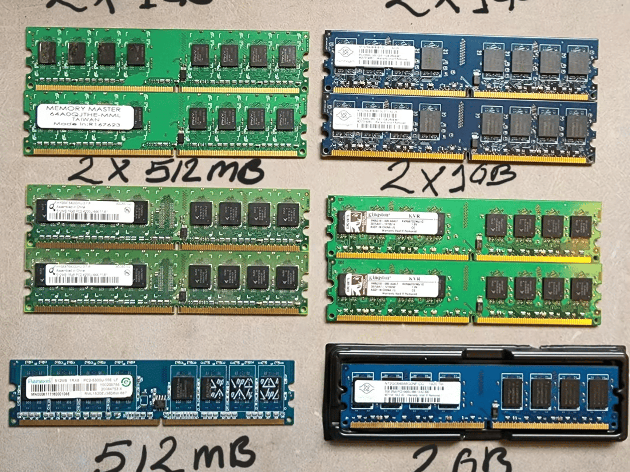 Various DDR2 RAM kits and single sticks