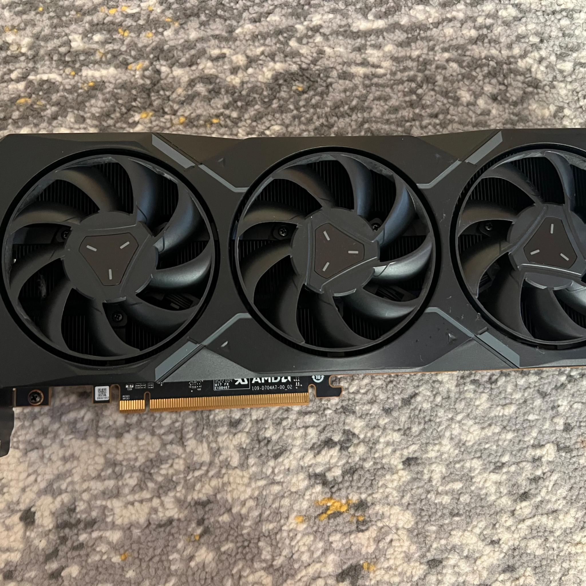 Sapphire Technology AMD Radeon RX 7900 XT Pulse Overclocked Triple Fan 20GB GDDR6 PCIe 4.0 GPU