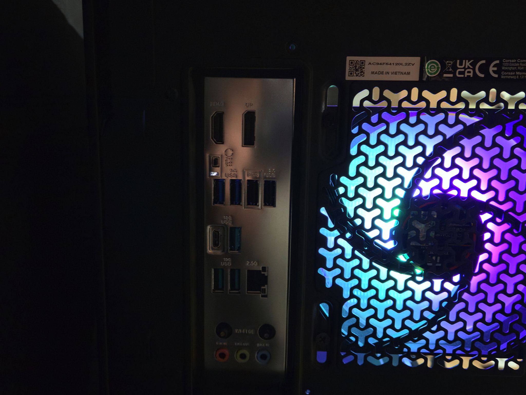 Ryzen 5 9600X - RTX 5060 Ti 8GB - 32GB DDR5 6000 - 1TB Gen4 NVMe - Corsair 3500X - Custom